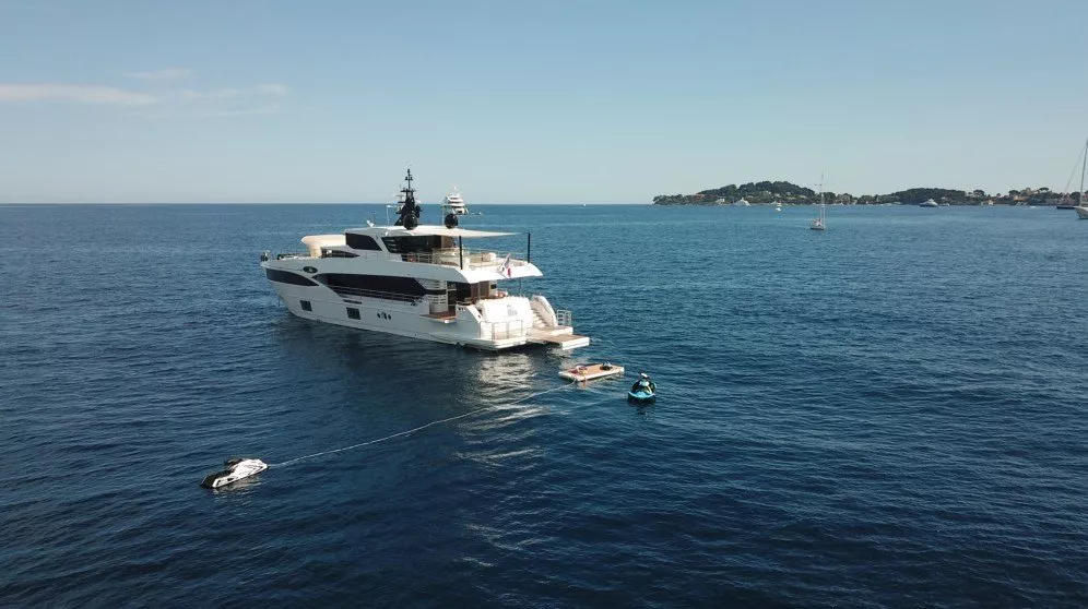 Gulf Craft Majesty 100 MIA