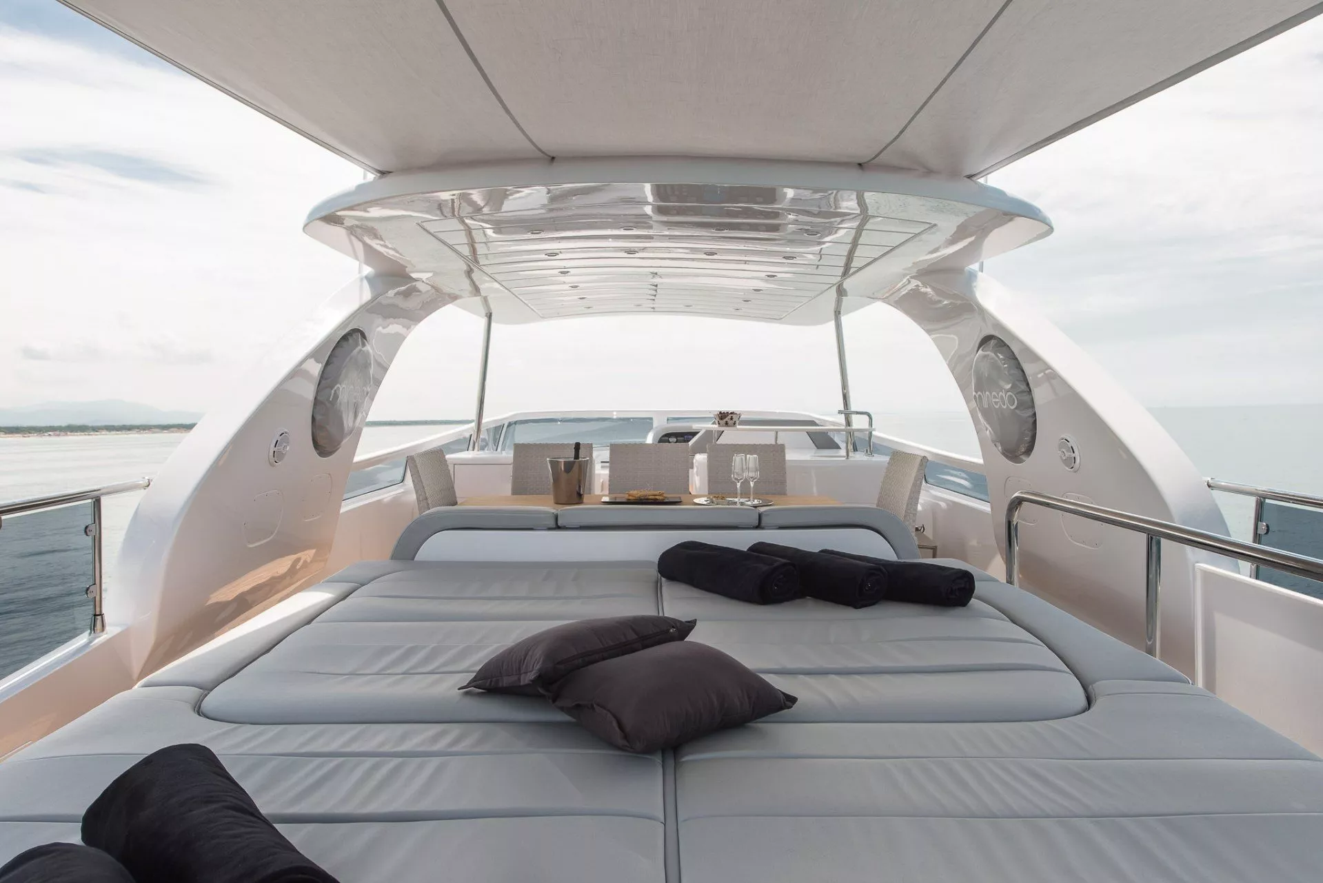 https://dev-api.arconyachts.com/storage/media/20748/conversions/803_6956175773-optimize.webp