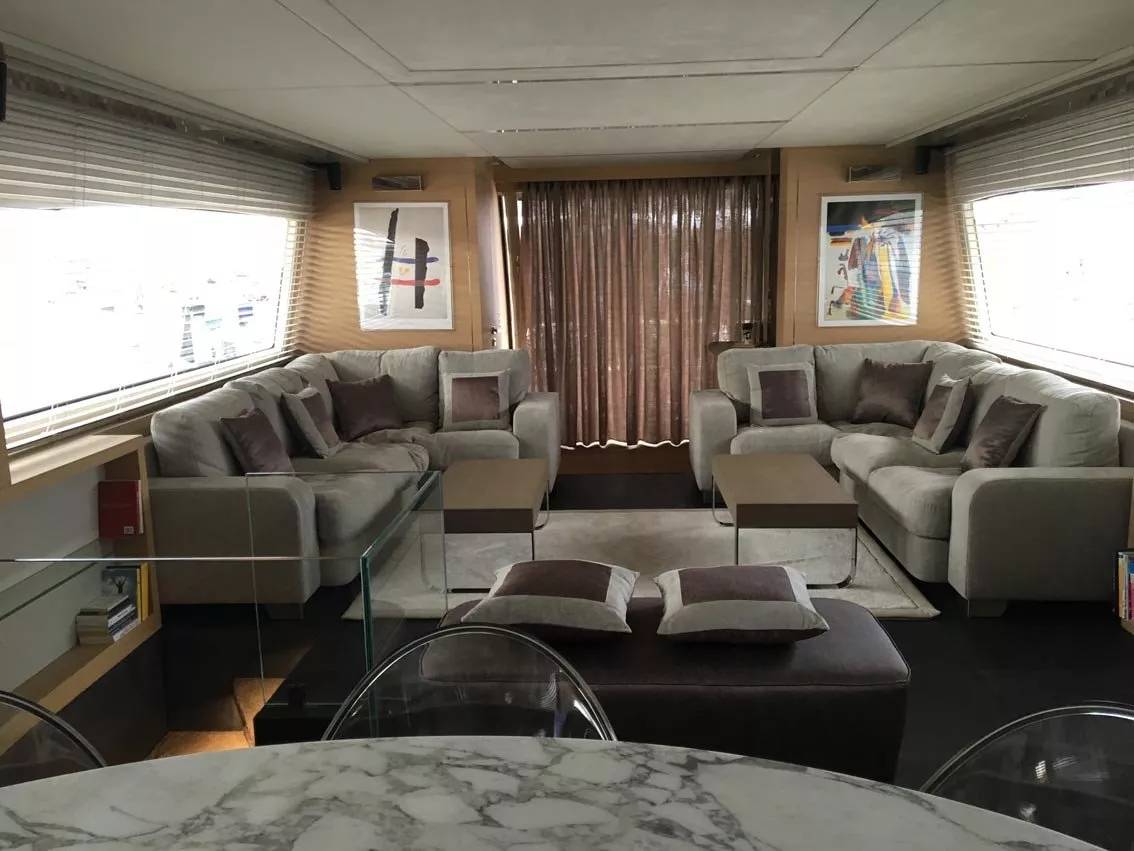 https://dev-api.arconyachts.com/storage/media/20761/conversions/802_8542212848-optimize.webp