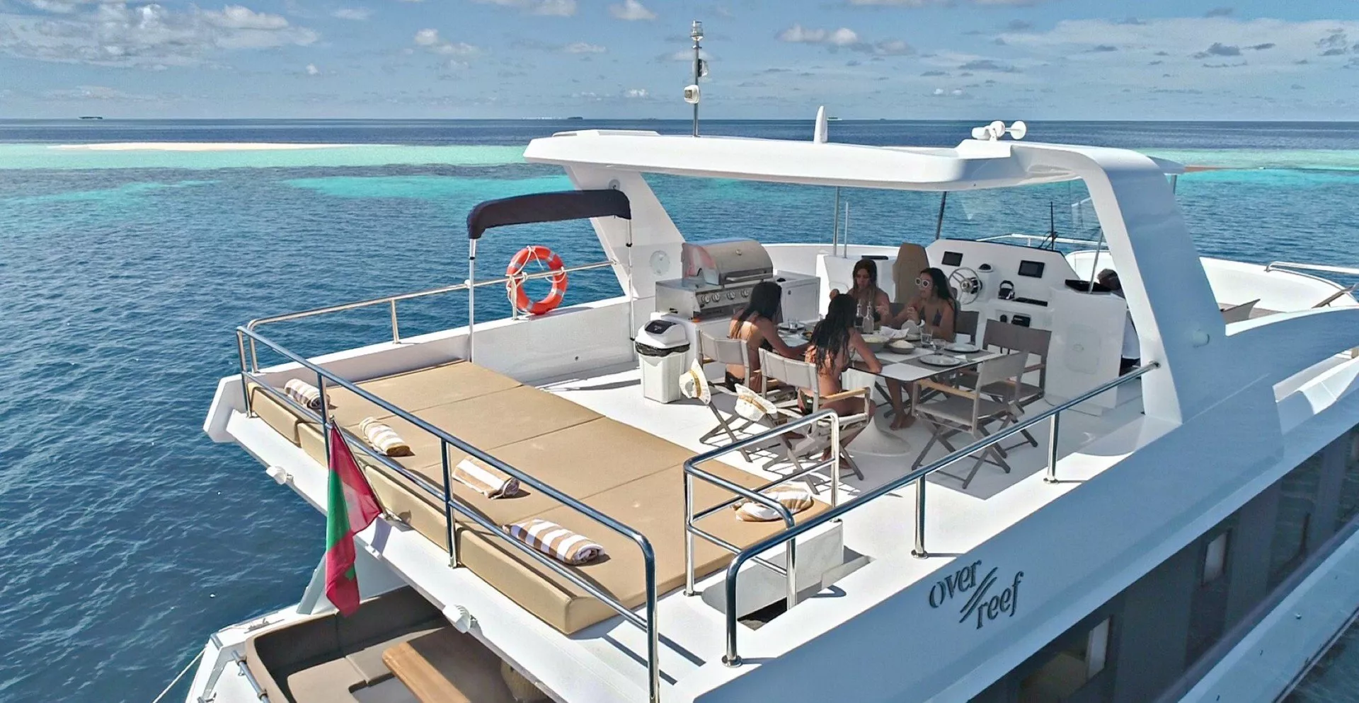 https://dev-api.arconyachts.com/storage/media/20783/conversions/801_3851985523-optimize.webp