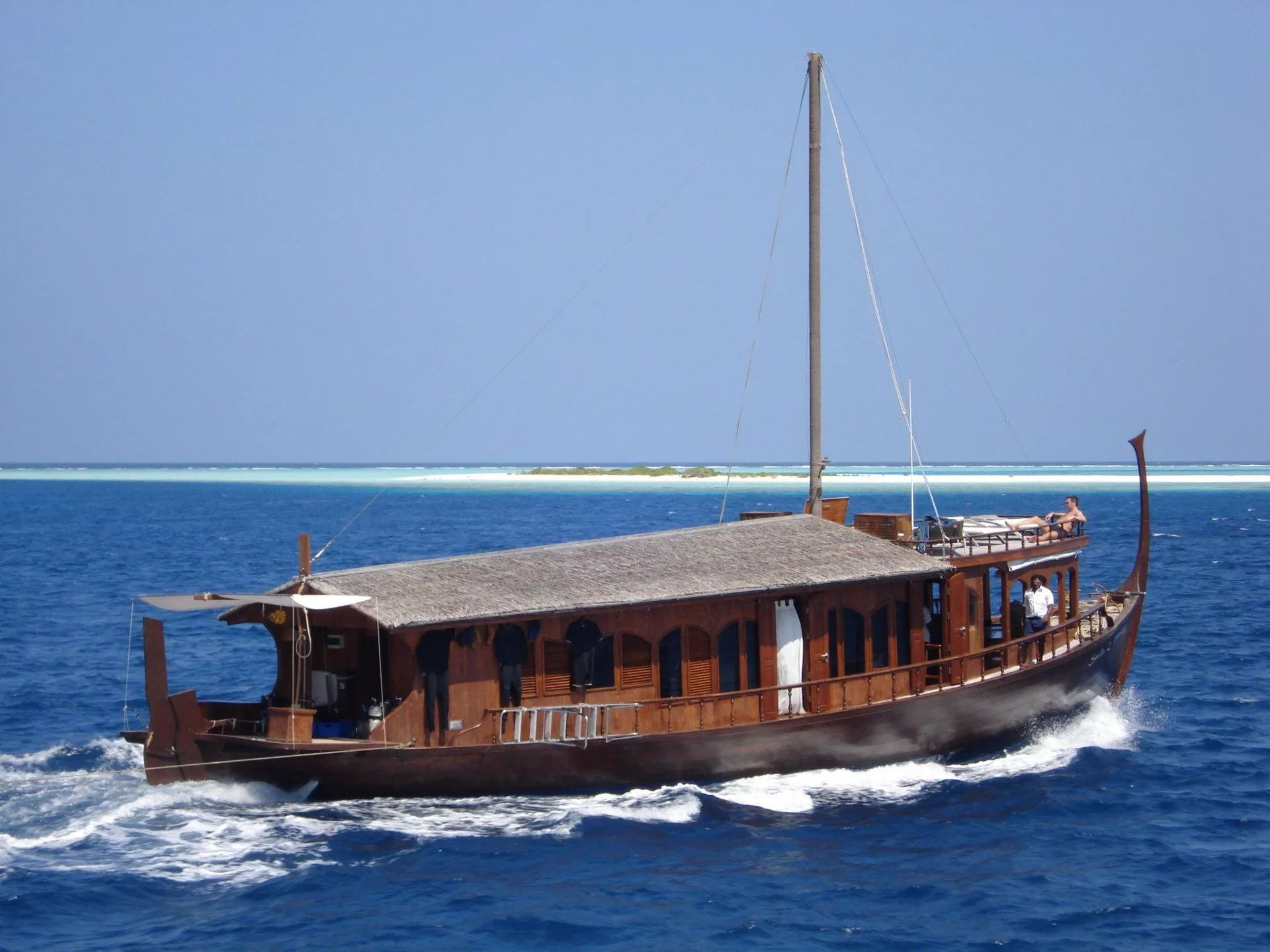 https://dev-api.arconyachts.com/storage/media/20833/conversions/799_5488251013-optimize.webp