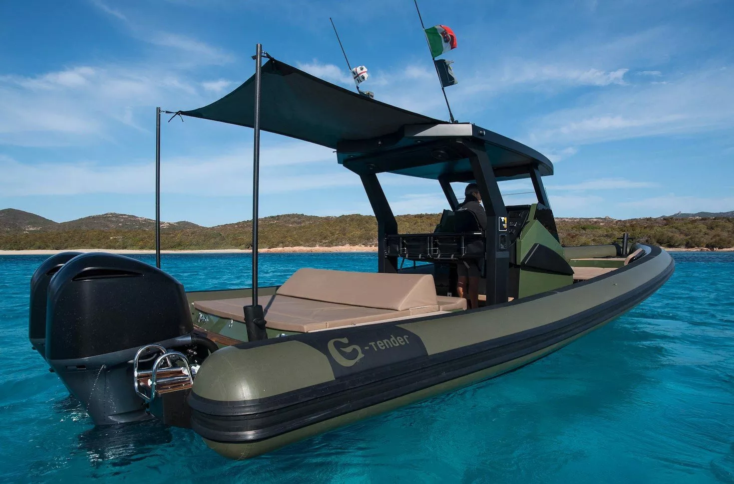 https://dev-api.arconyachts.com/storage/media/20921/conversions/795_5684028840-optimize.webp