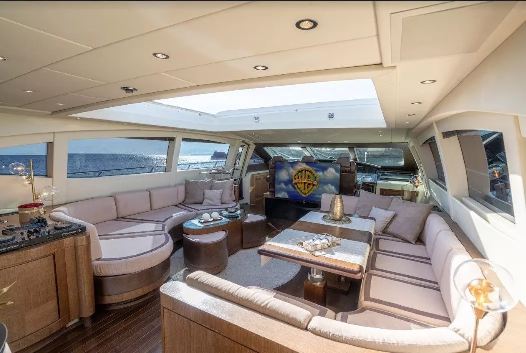 https://dev-api.arconyachts.com/storage/media/20935/conversions/794_7385018270-optimize.webp