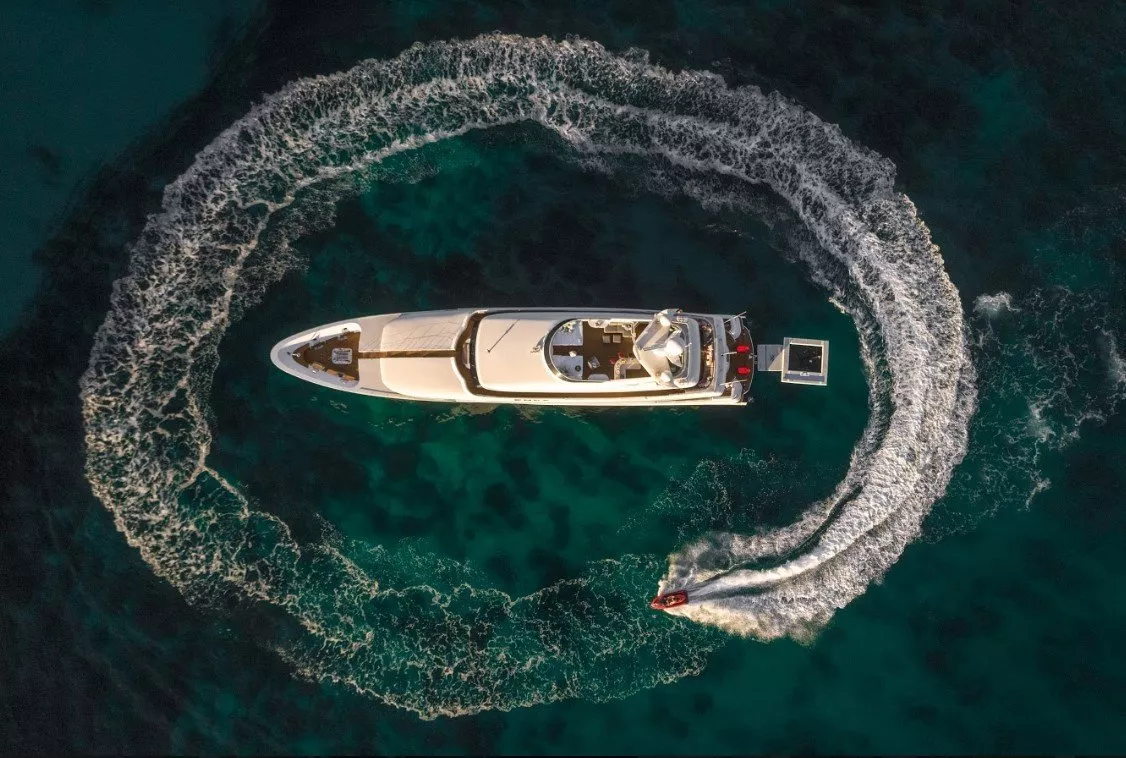 https://dev-api.arconyachts.com/storage/media/20987/conversions/791_8311168711-optimize.webp
