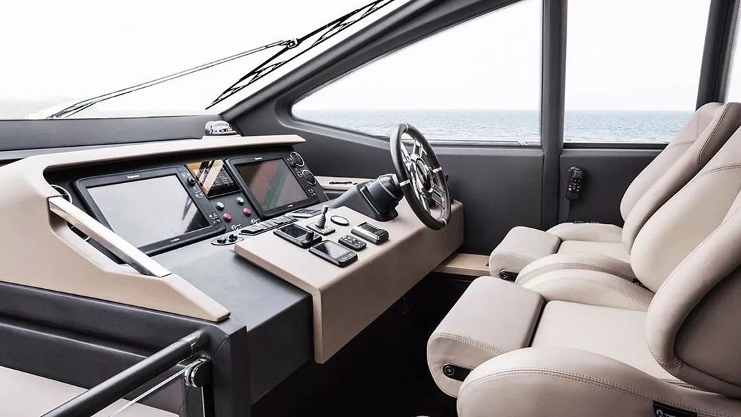 https://dev-api.arconyachts.com/storage/media/21013/conversions/790_7761982427-optimize.webp