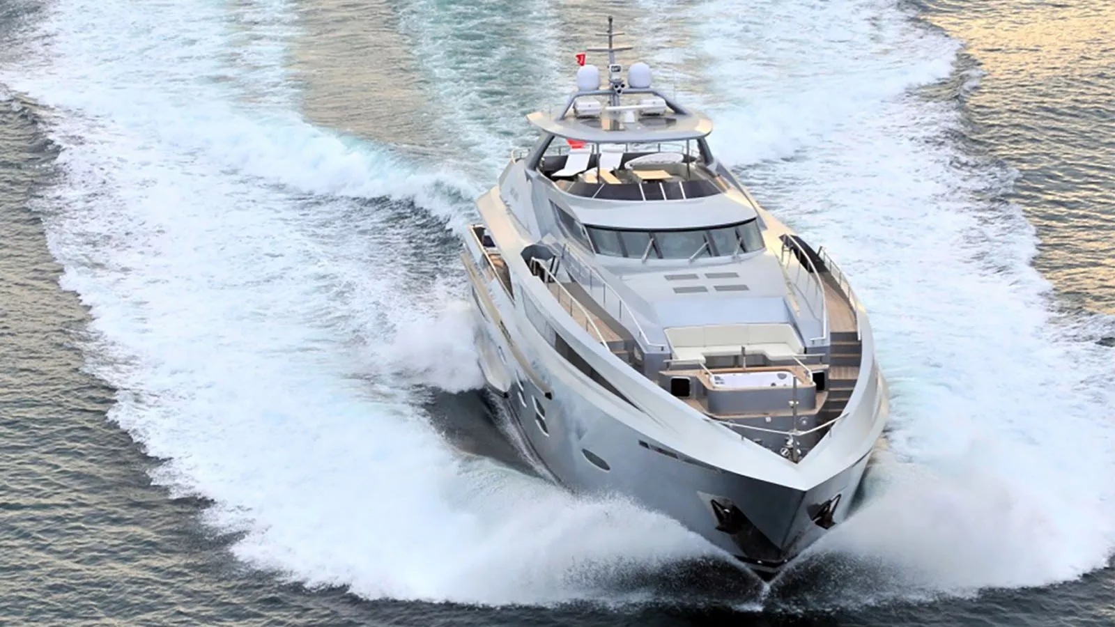 https://dev-api.arconyachts.com/storage/media/21324/conversions/138_5597762203-optimize.webp