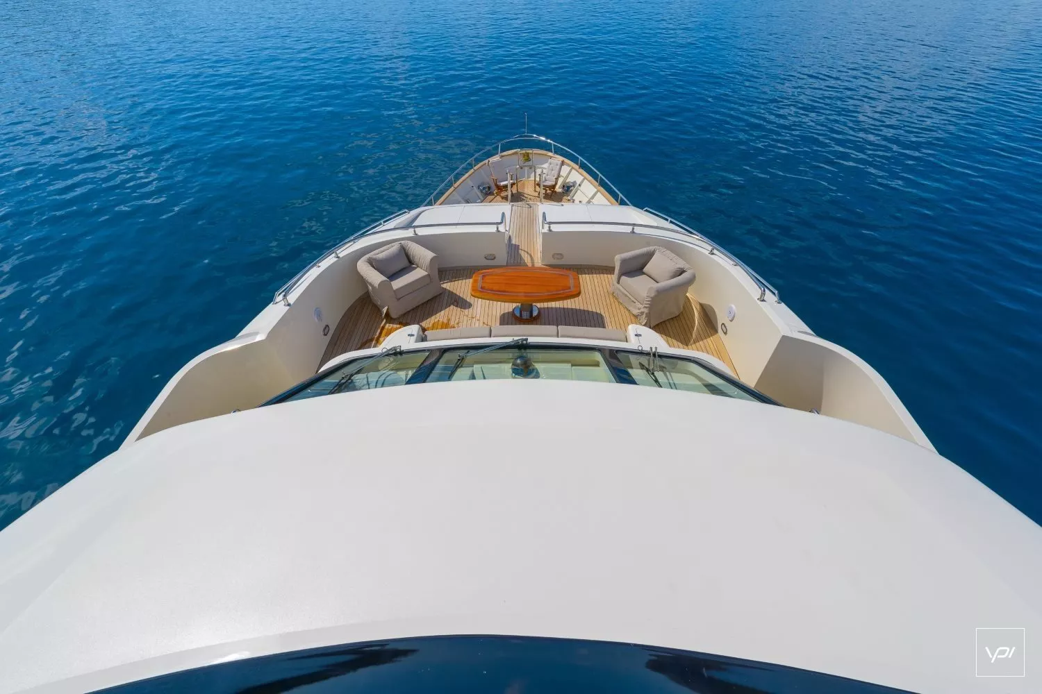 https://dev-api.arconyachts.com/storage/media/21475/conversions/305_9705572967-optimize.webp