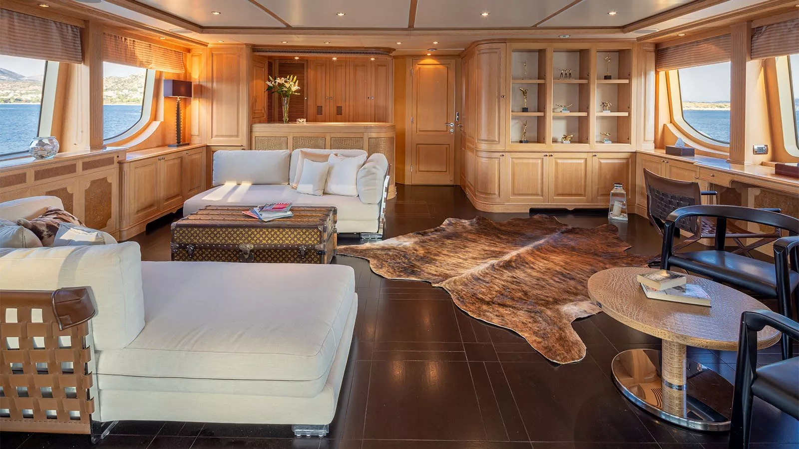 https://dev-api.arconyachts.com/storage/media/21515/conversions/769_1746270375-optimize.webp