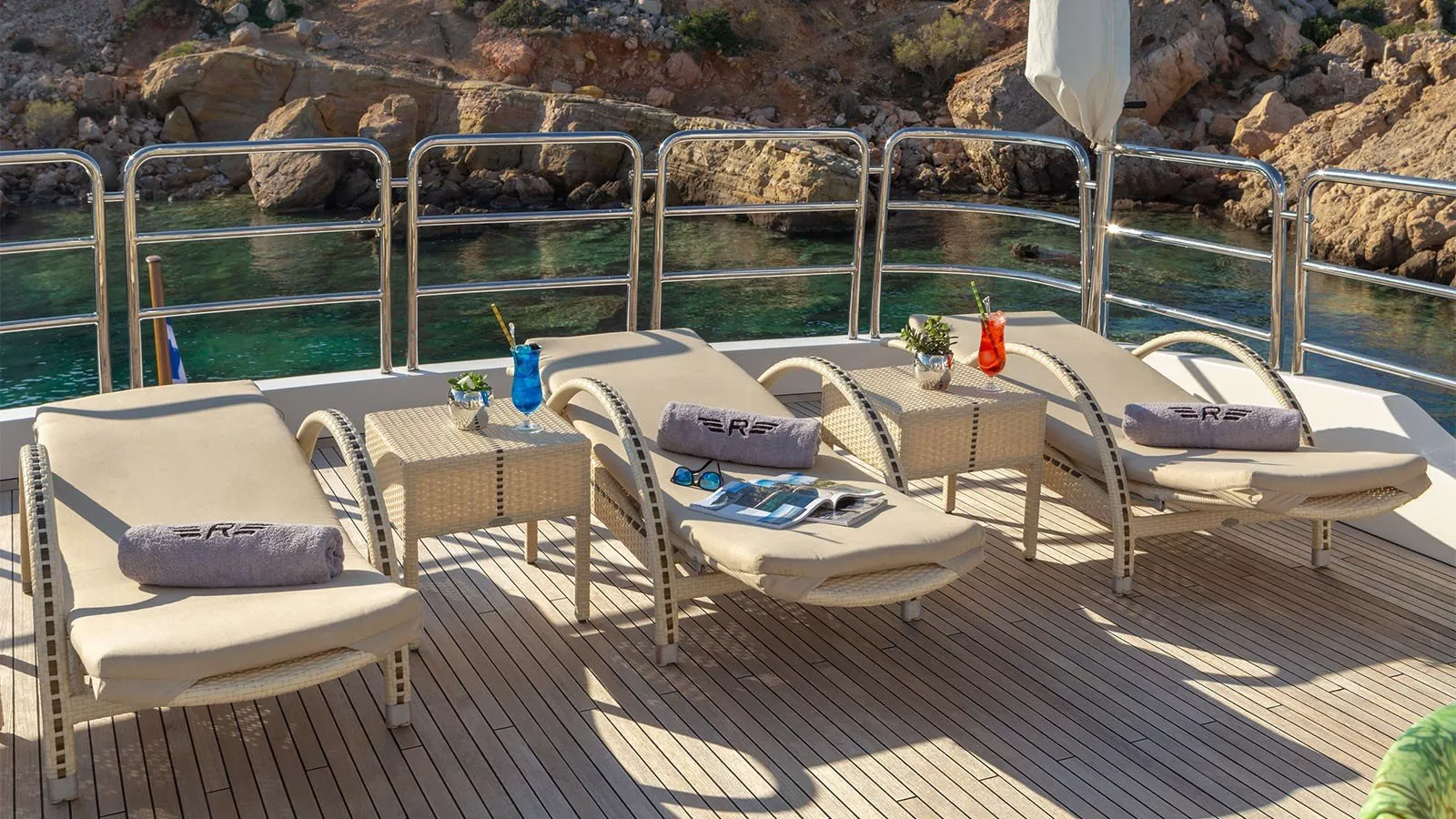 https://dev-api.arconyachts.com/storage/media/21526/conversions/769_8448667216-optimize.webp