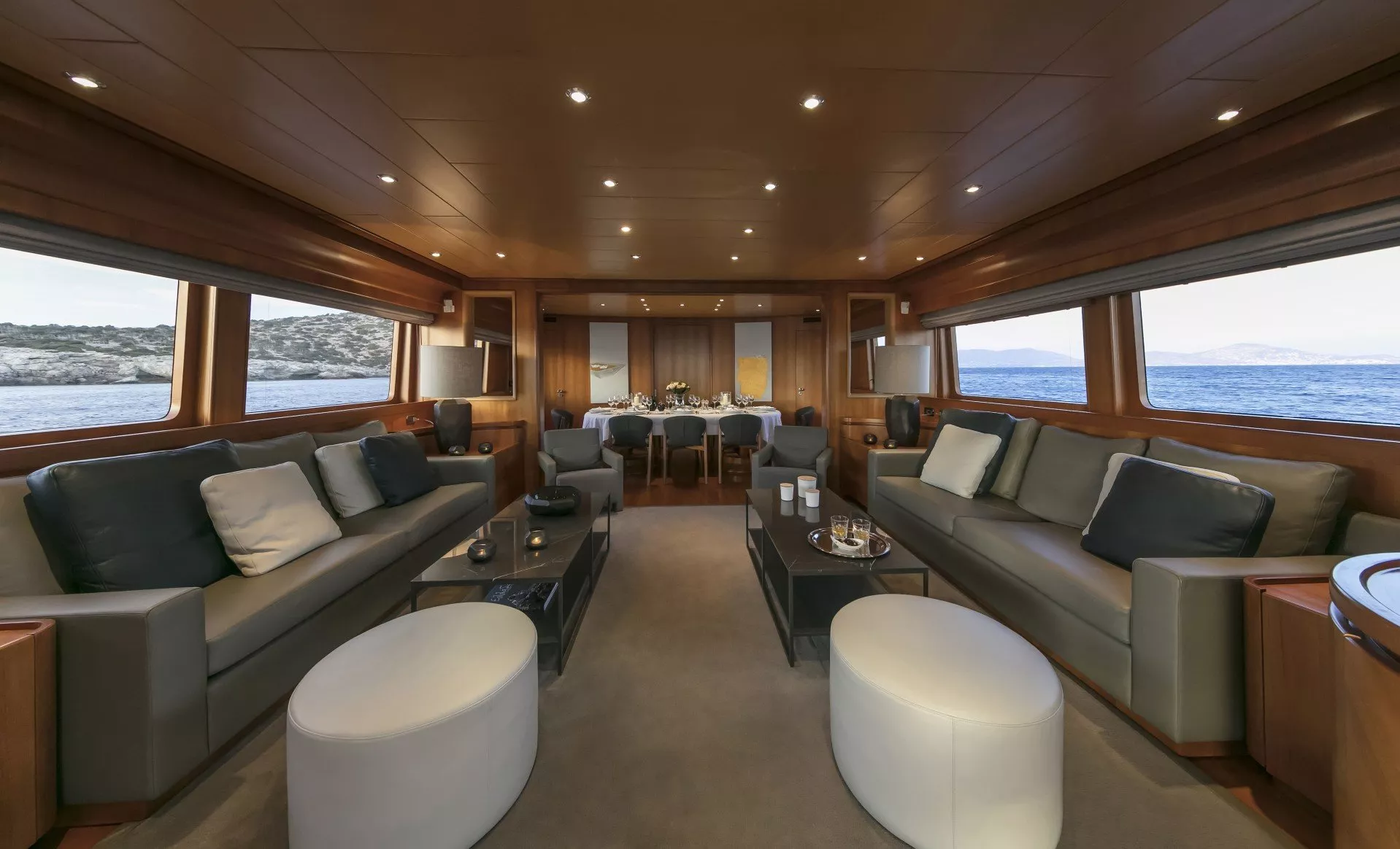 https://dev-api.arconyachts.com/storage/media/21776/conversions/756_6848677585-optimize.webp