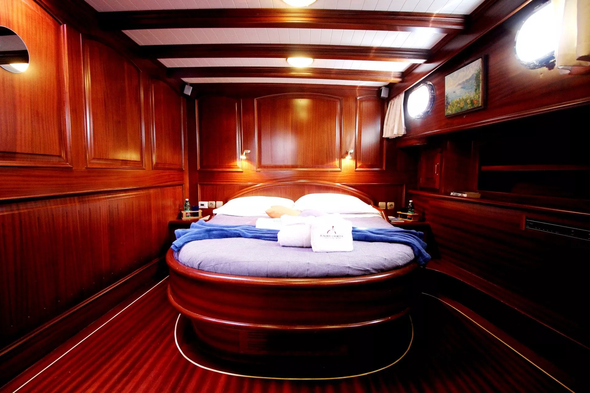 https://dev-api.arconyachts.com/storage/media/21844/conversions/757_9716134460-optimize.webp
