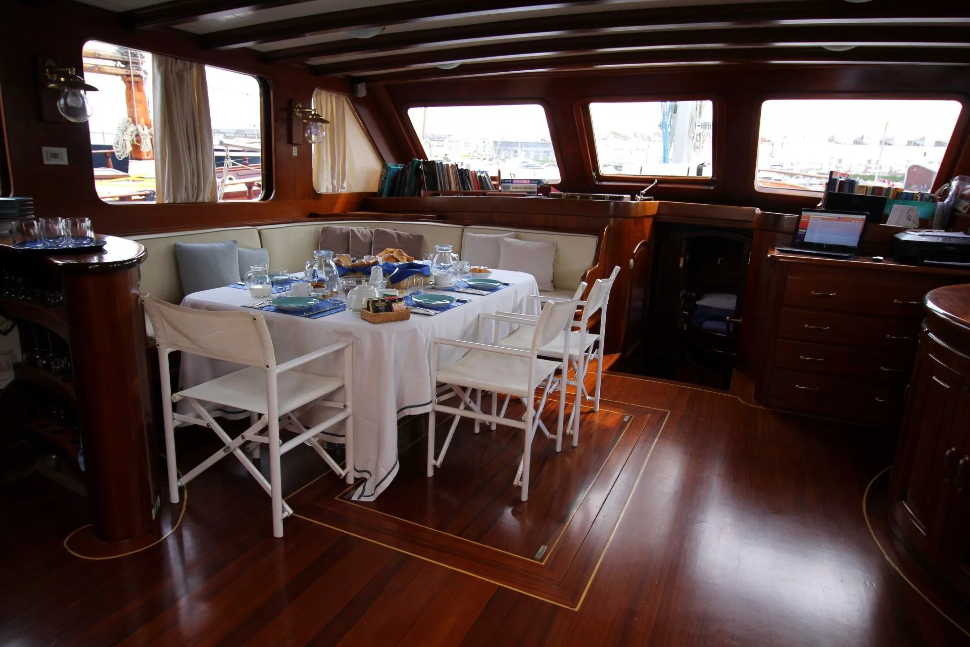 https://dev-api.arconyachts.com/storage/media/21854/conversions/757_7948907507-optimize.webp
