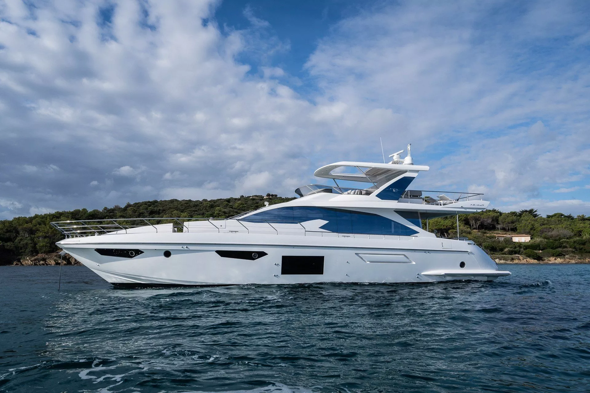https://dev-api.arconyachts.com/storage/media/21885/conversions/754_6473877332-optimize.webp
