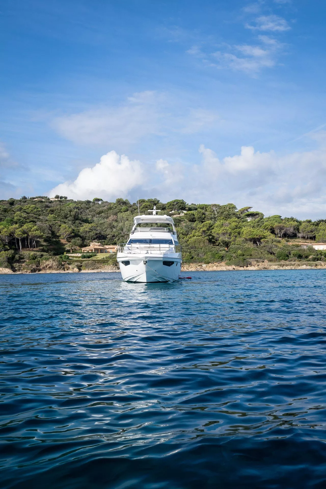 https://dev-api.arconyachts.com/storage/media/21886/conversions/754_0463951815-optimize.webp