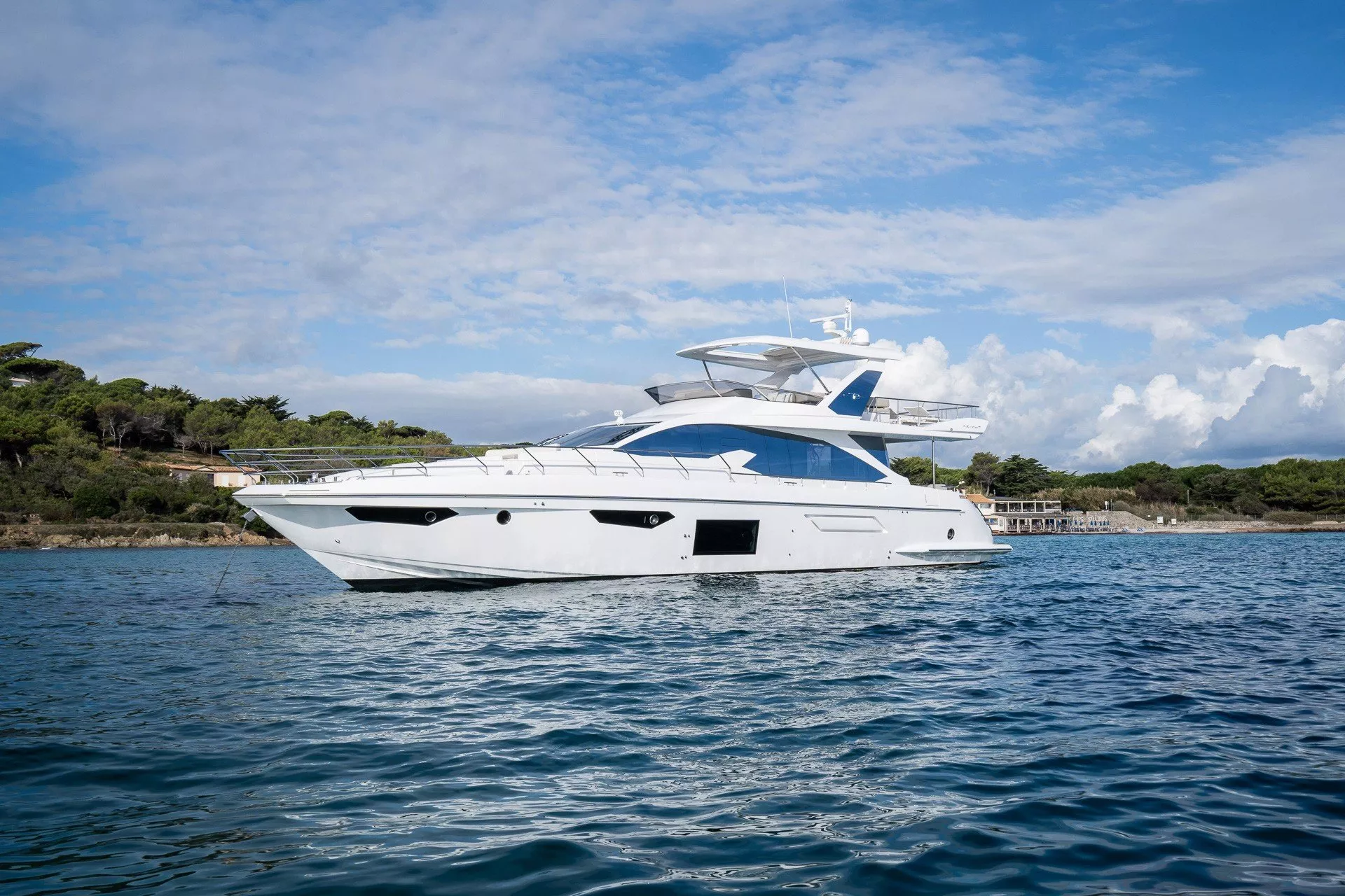 https://dev-api.arconyachts.com/storage/media/21887/conversions/754_1737654472-optimize.webp