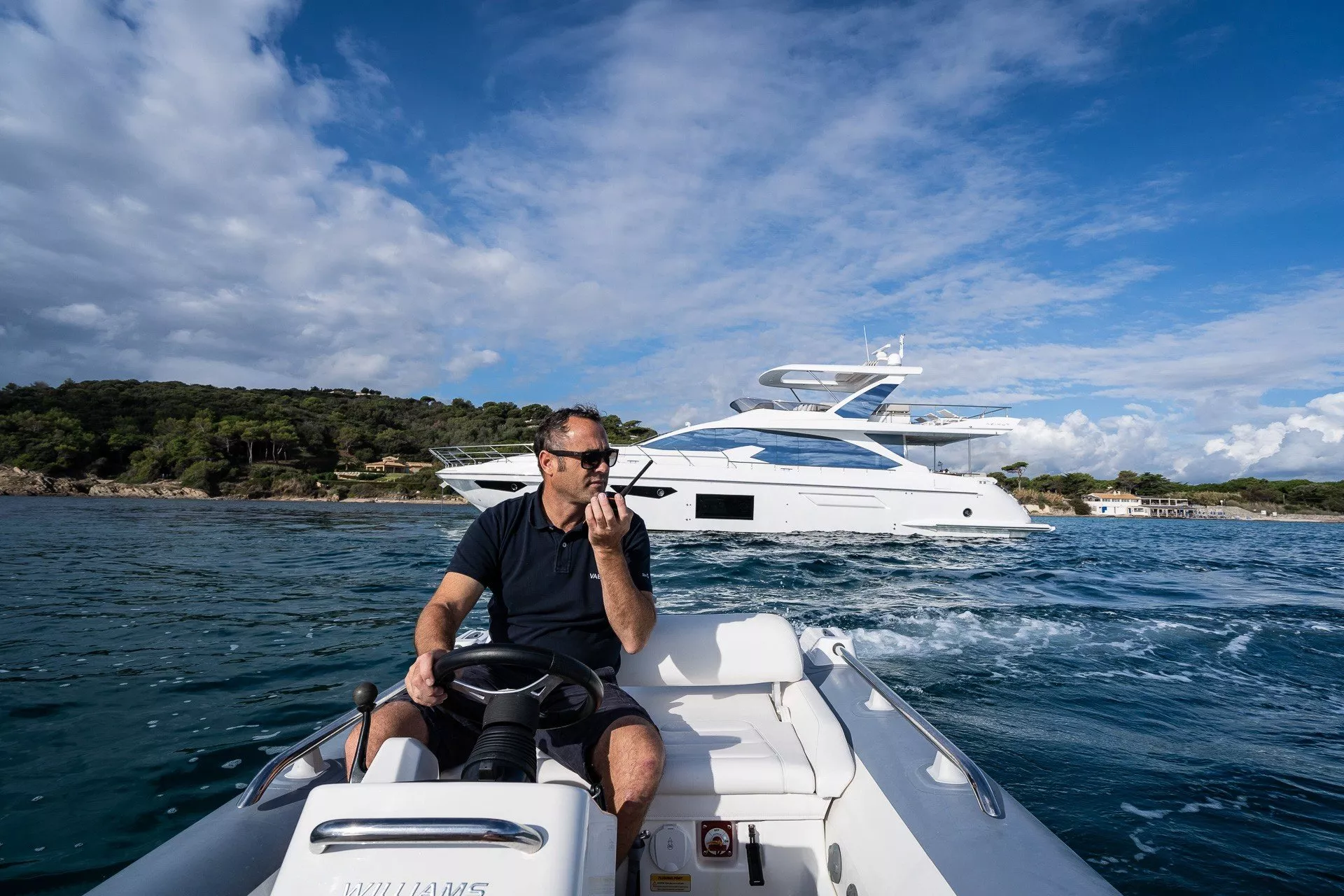 https://dev-api.arconyachts.com/storage/media/21899/conversions/754_2386290814-optimize.webp