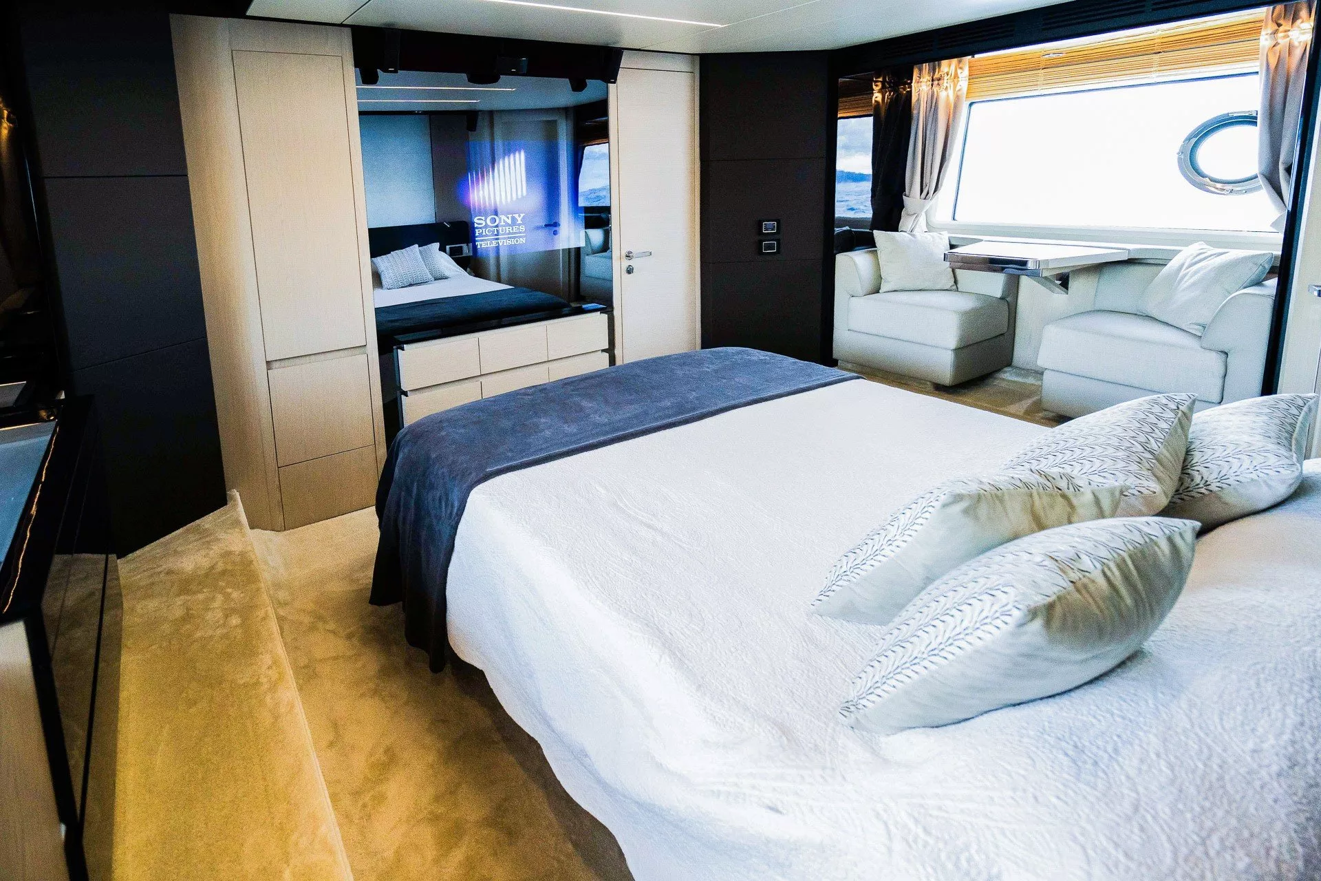https://dev-api.arconyachts.com/storage/media/21914/conversions/754_0188641274-optimize.webp