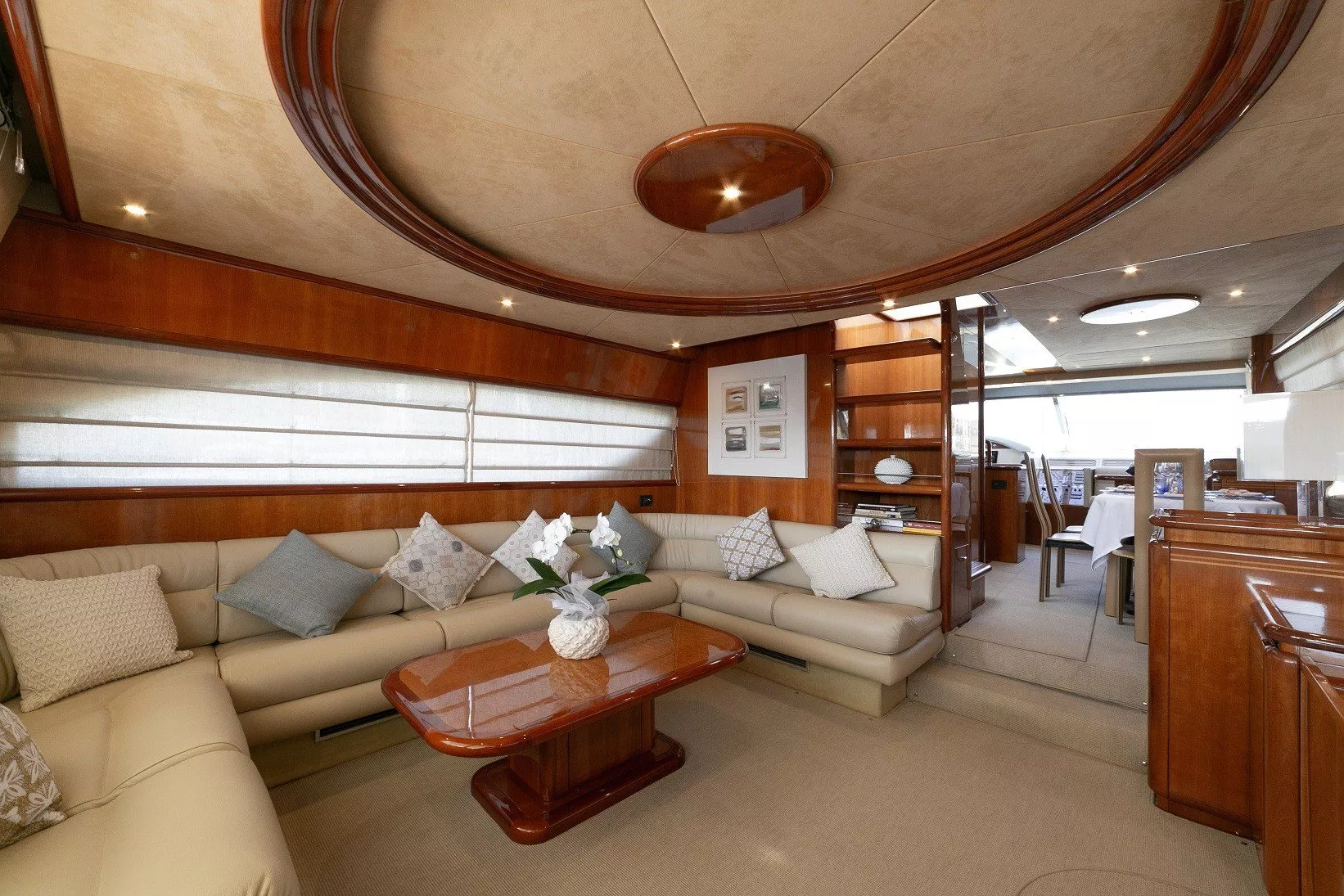 https://dev-api.arconyachts.com/storage/media/22088/conversions/749_6427173726-optimize.webp