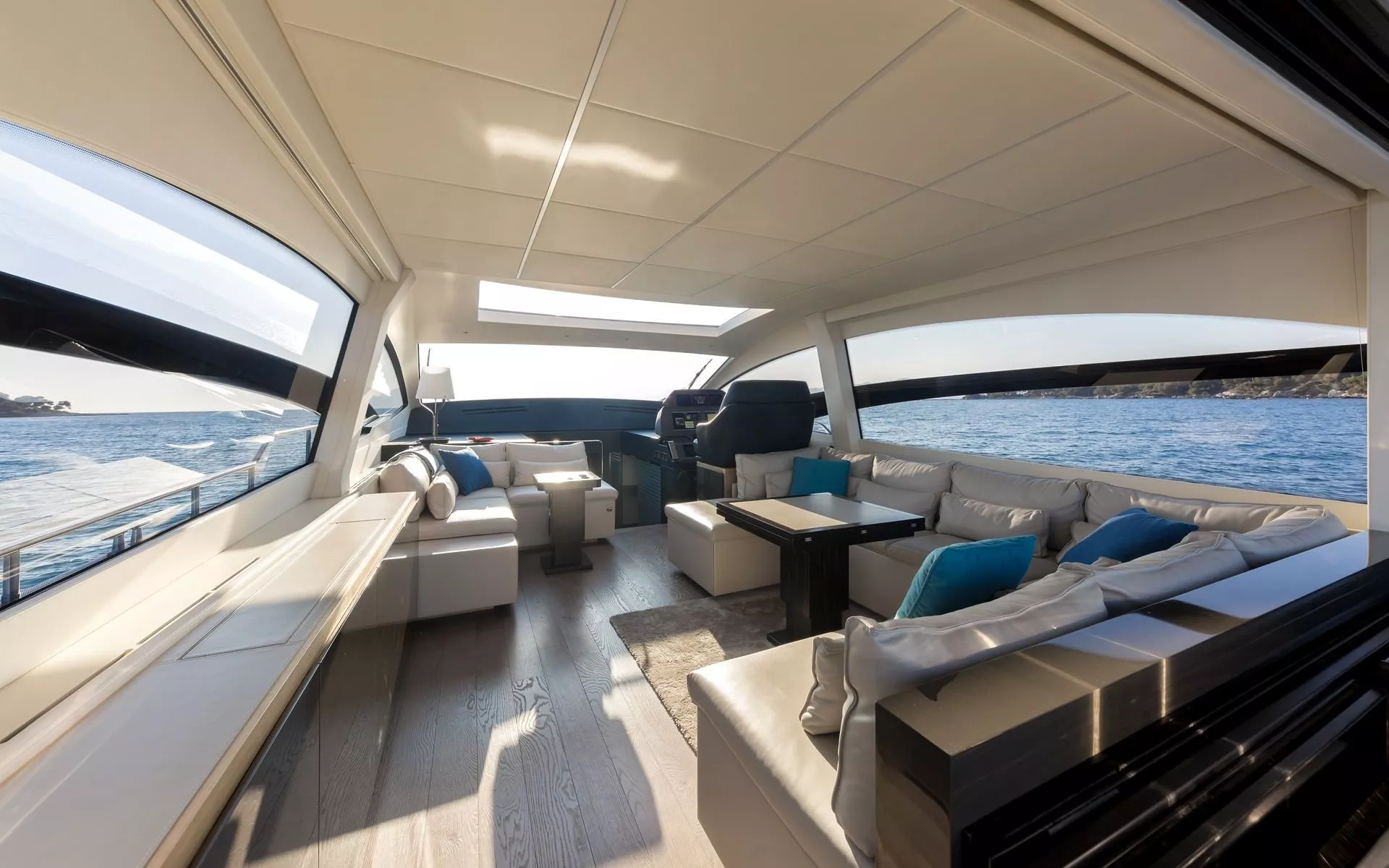 https://dev-api.arconyachts.com/storage/media/22236/conversions/745_7338794909-optimize.webp