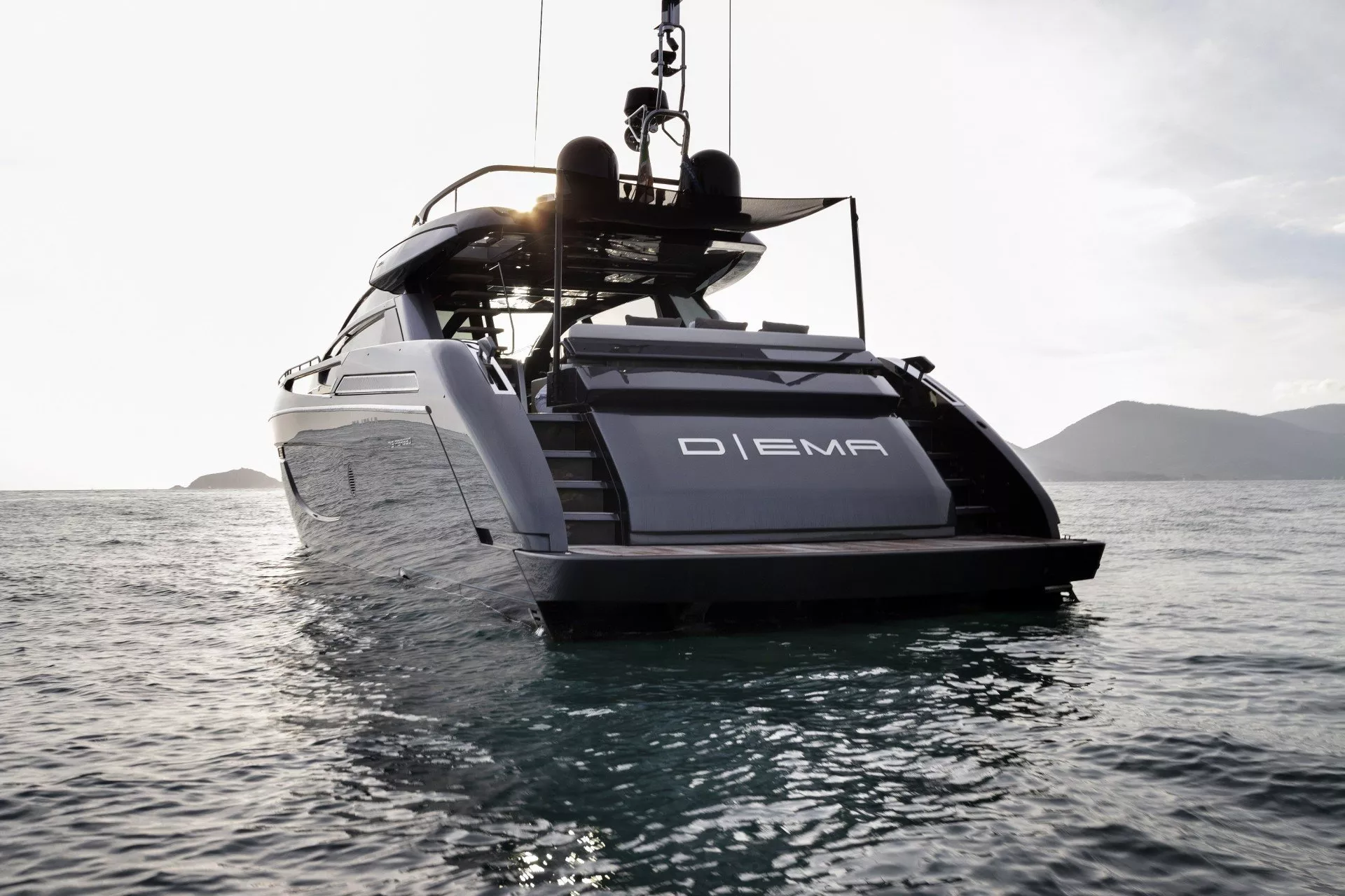 https://dev-api.arconyachts.com/storage/media/22349/conversions/740_6637669374-optimize.webp