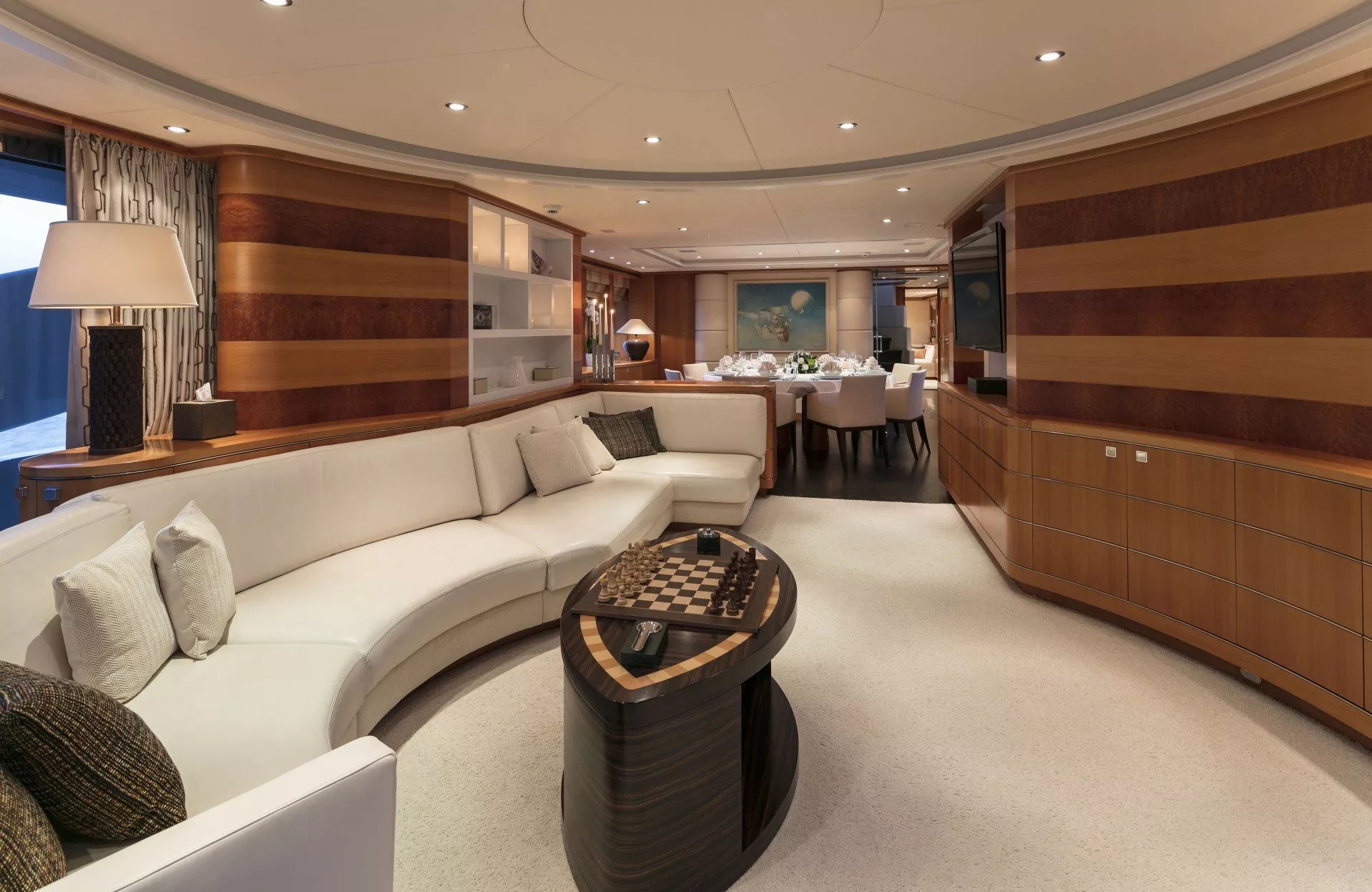 https://dev-api.arconyachts.com/storage/media/22832/conversions/729_2554197895-optimize.webp