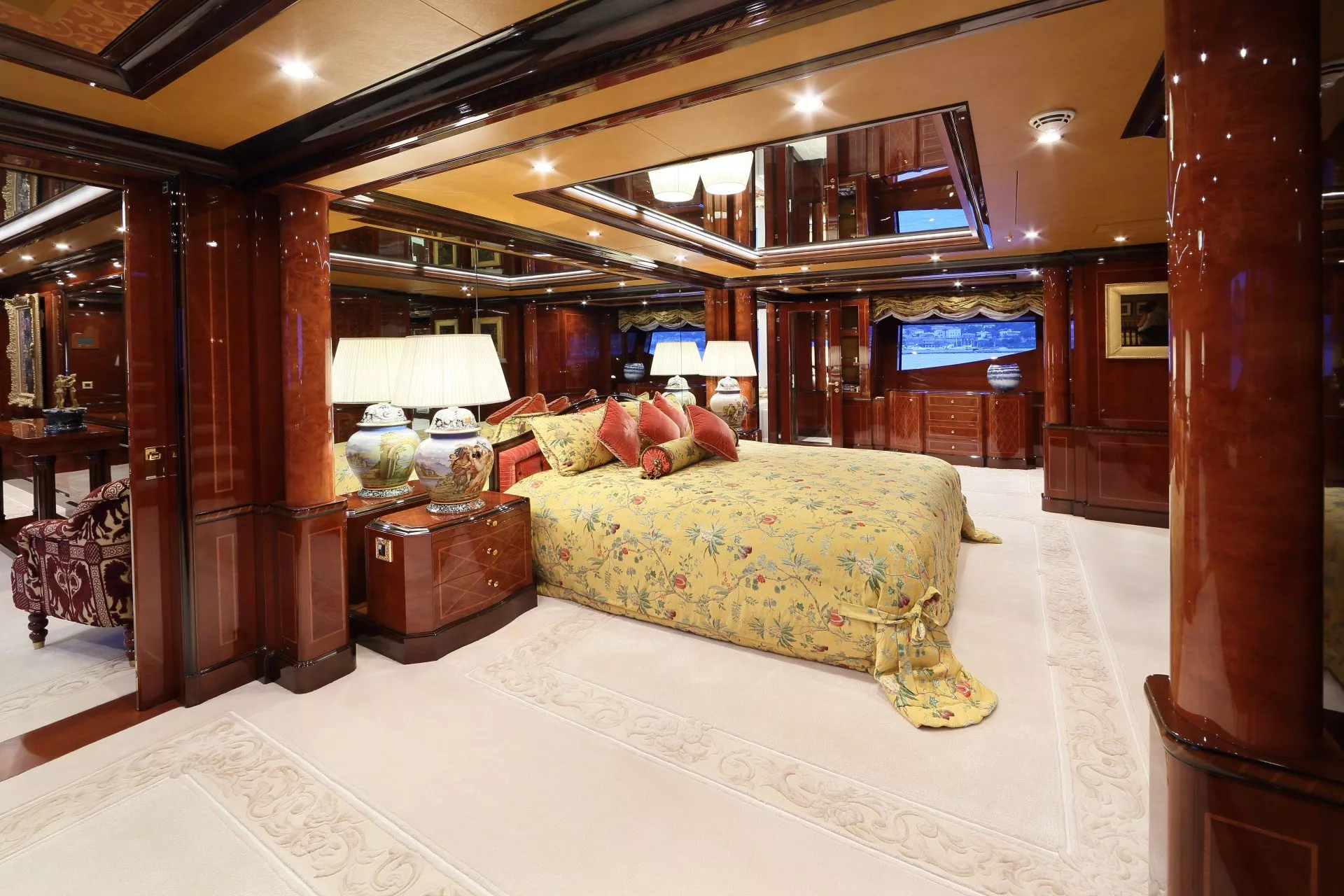 https://dev-api.arconyachts.com/storage/media/22855/conversions/Ulysses_(5)-optimize.webp