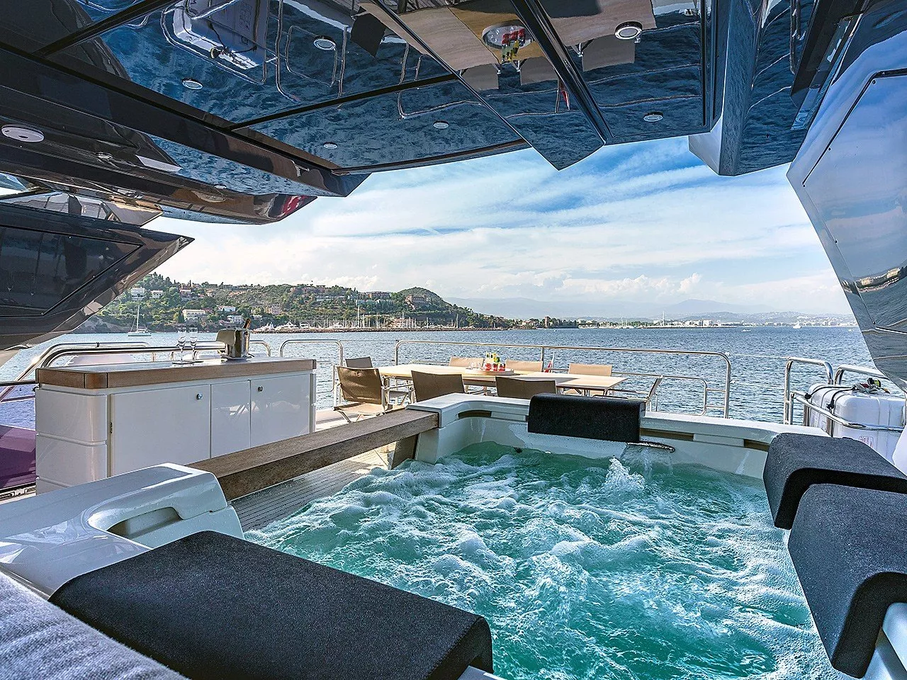 Monte Carlo Yachts ESMERALDA OF THE SEAS