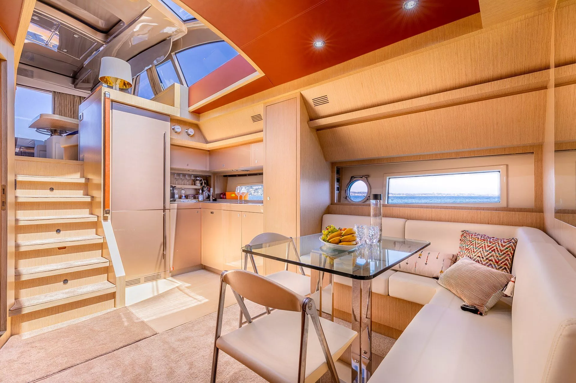 https://dev-api.arconyachts.com/storage/media/22896/conversions/727_7406516822-optimize.webp
