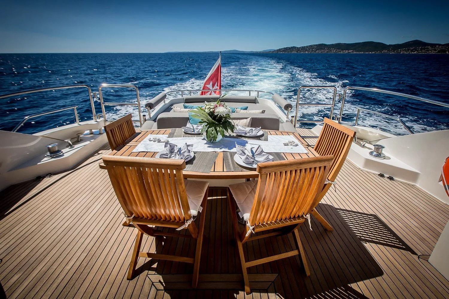 https://dev-api.arconyachts.com/storage/media/22916/conversions/726_3937331100-optimize.webp