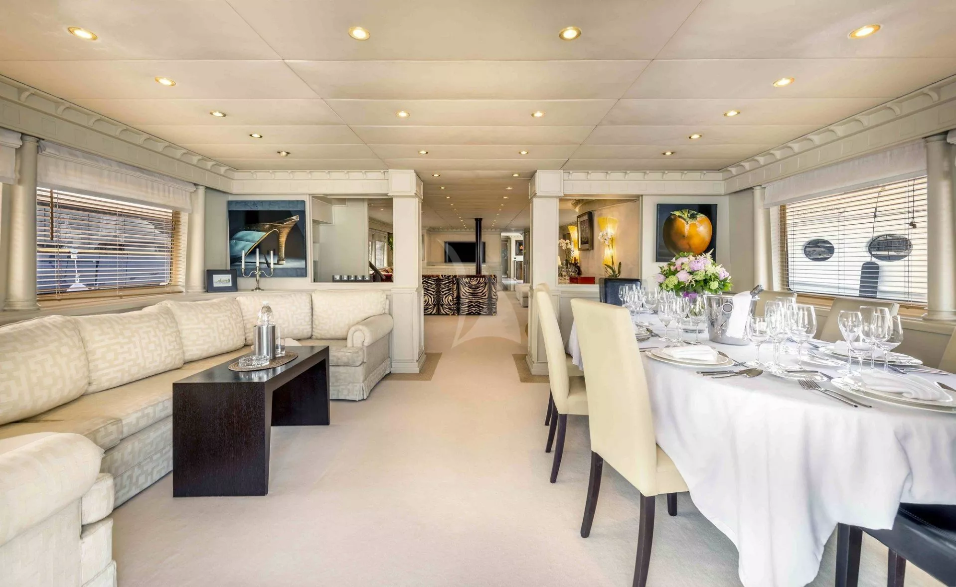 https://dev-api.arconyachts.com/storage/media/22937/conversions/725_7188239553-optimize.webp