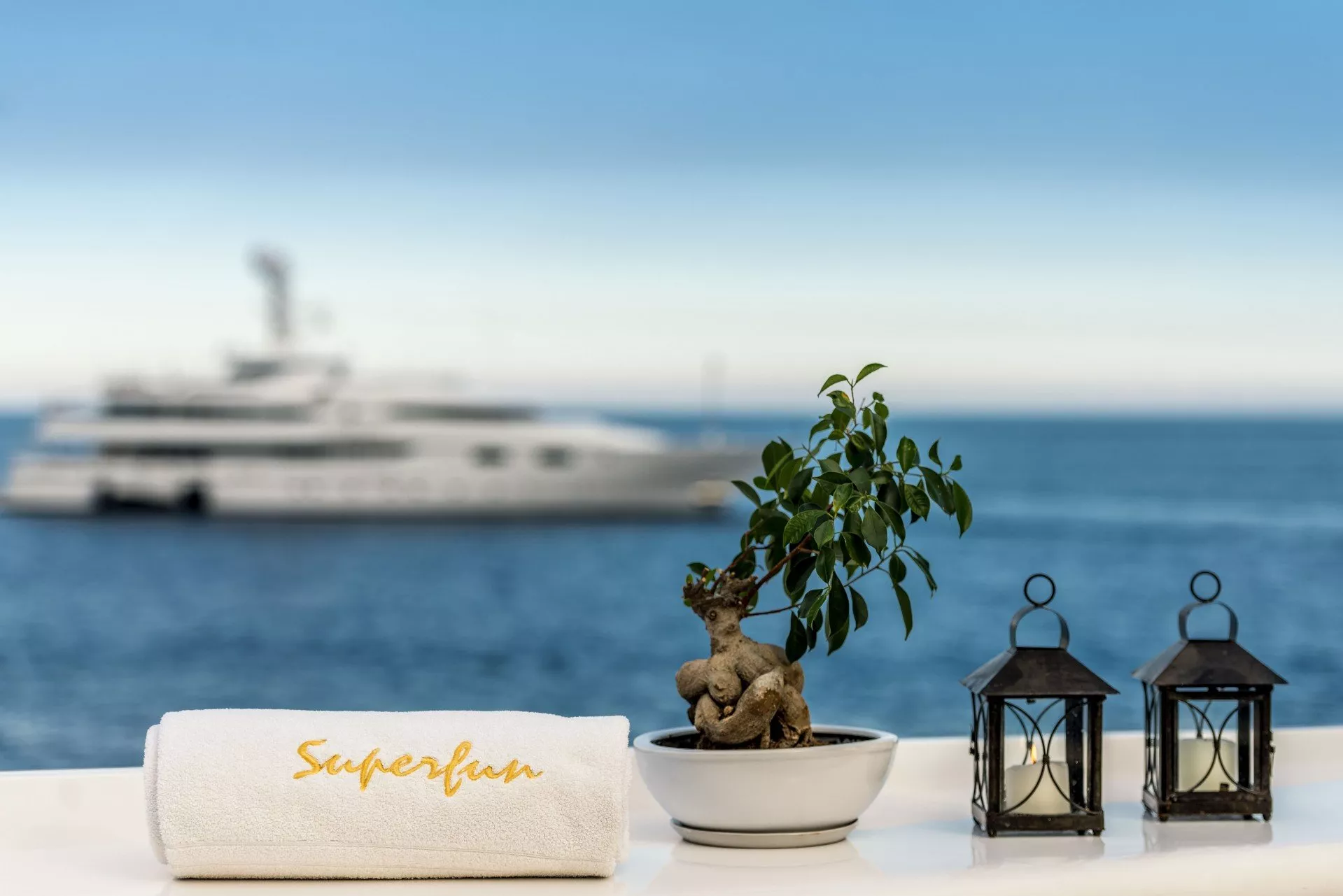 https://dev-api.arconyachts.com/storage/media/22974/conversions/725_4782537096-optimize.webp