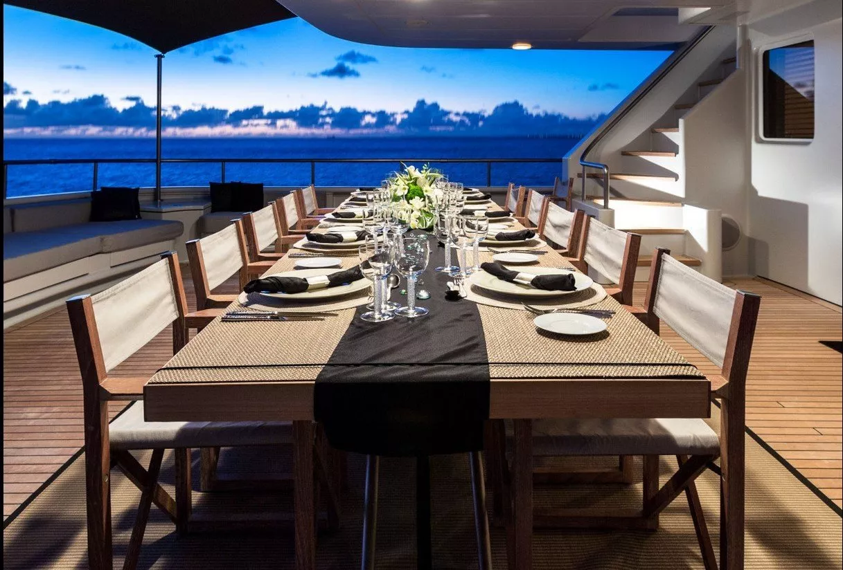 https://dev-api.arconyachts.com/storage/media/23047/conversions/301_7986229382-optimize.webp