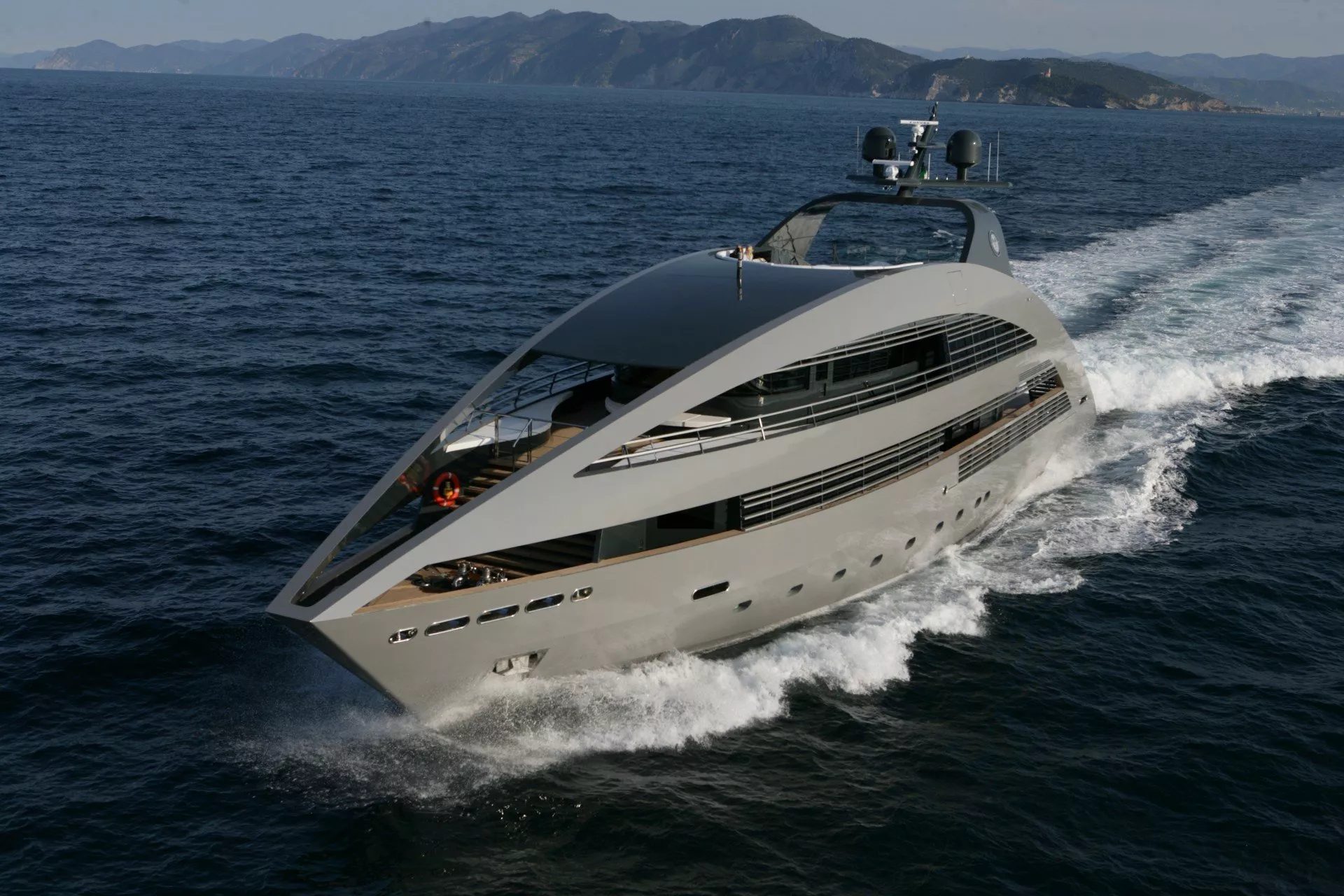 Rodriquez Cantieri Navali Ocean Sapphire