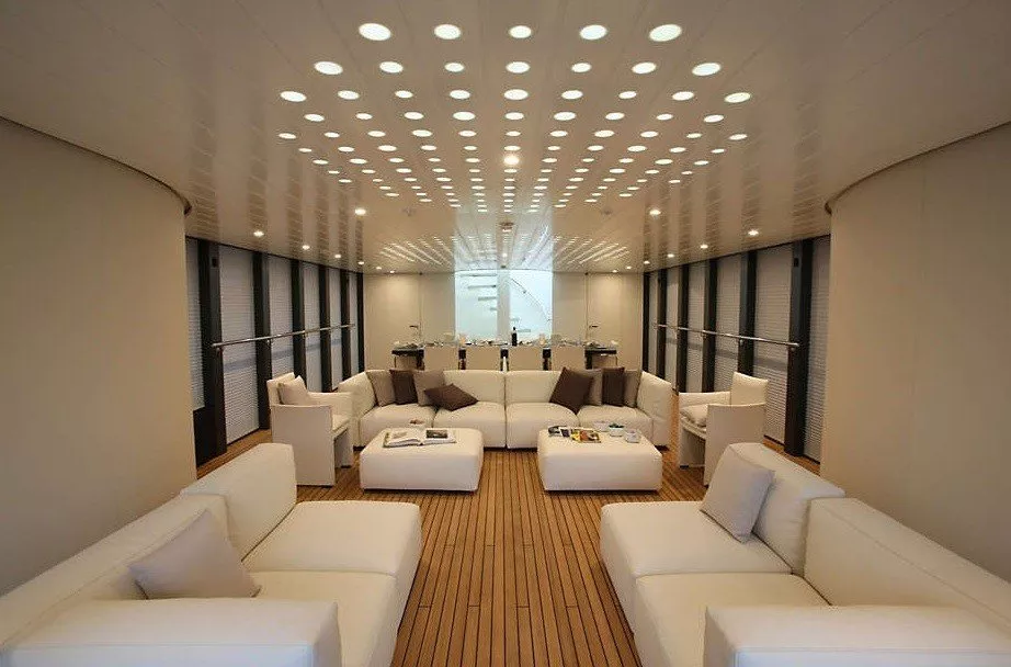 https://dev-api.arconyachts.com/storage/media/23113/conversions/9-optimize.webp
