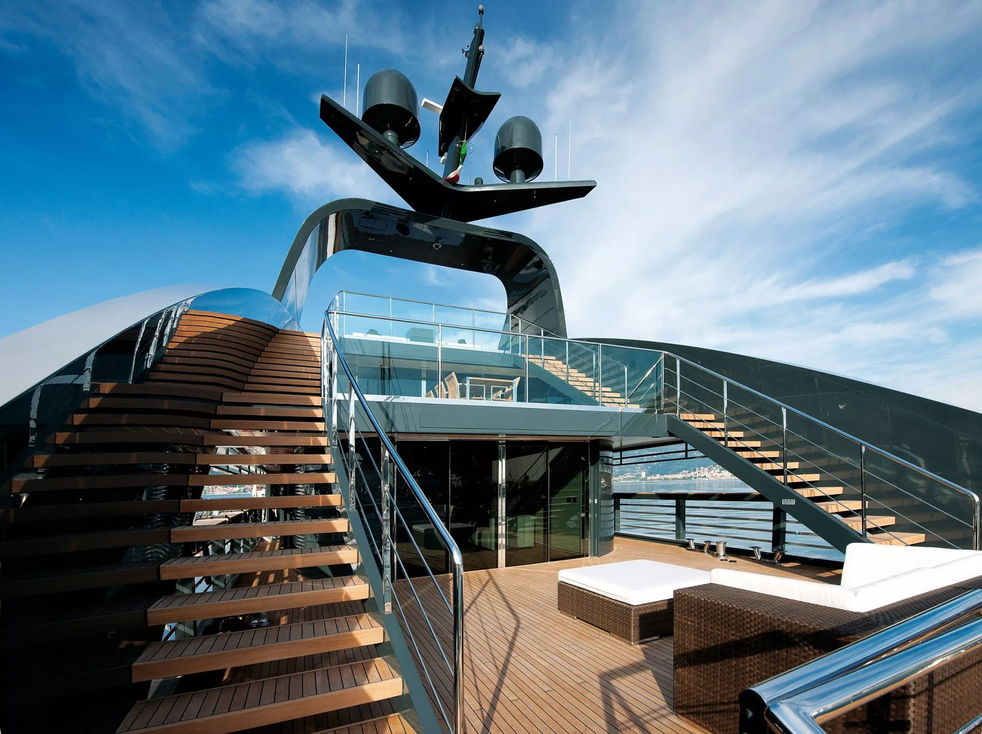 https://dev-api.arconyachts.com/storage/media/23124/conversions/68_2175793648-optimize.webp