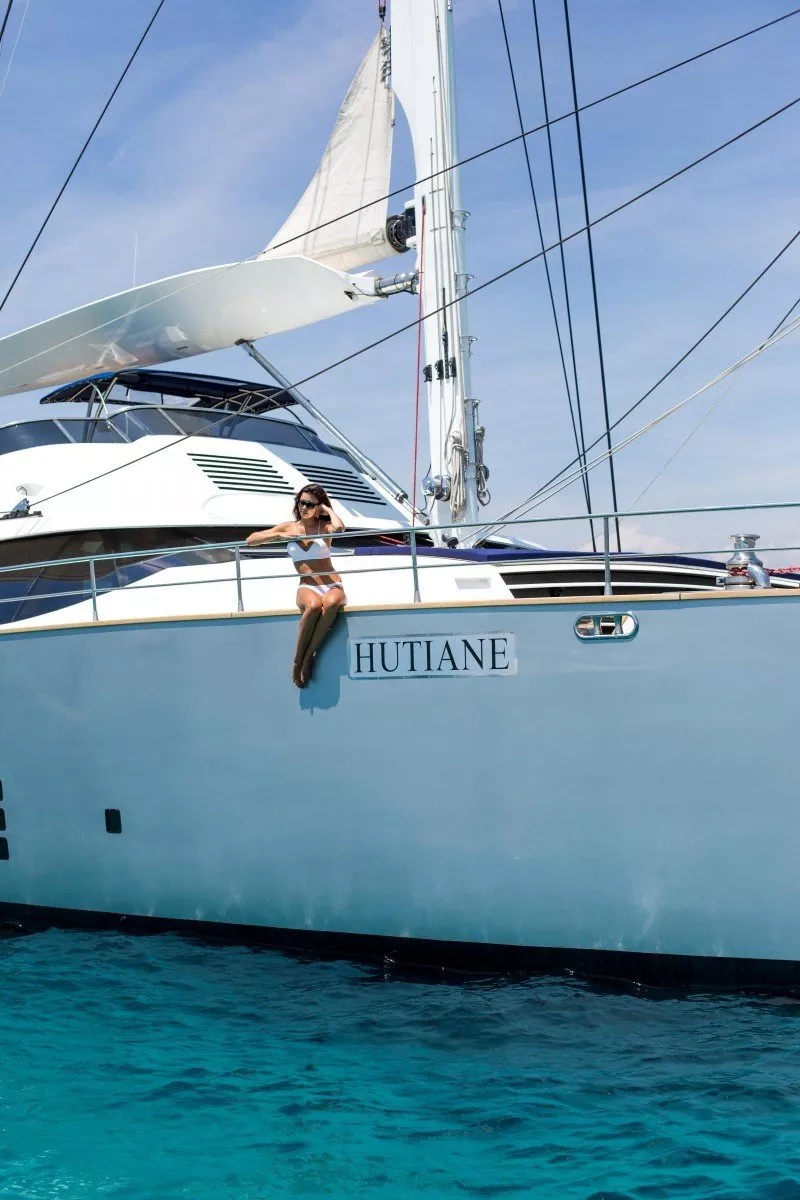 https://dev-api.arconyachts.com/storage/media/23282/conversions/716_0095403648-optimize.webp