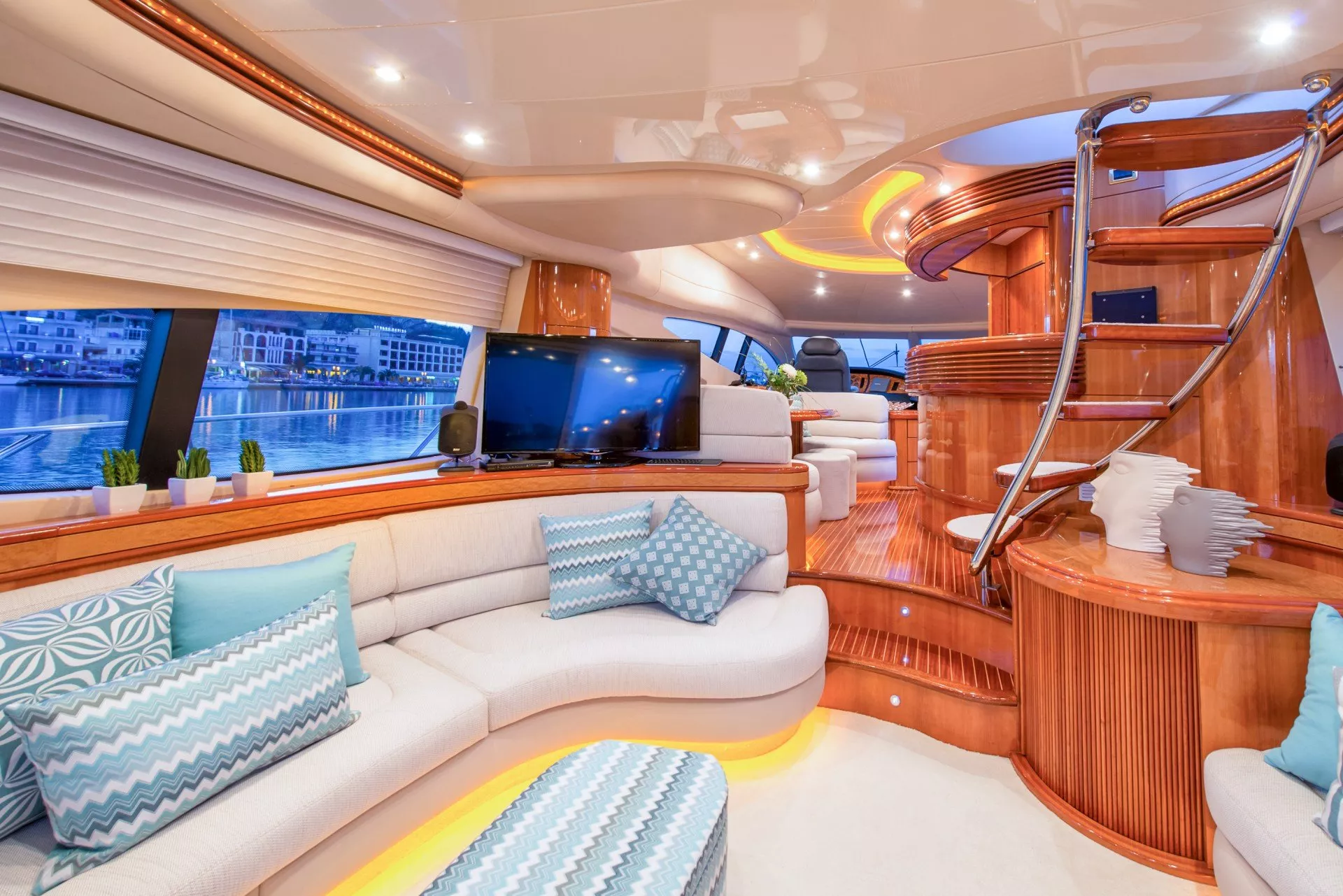 Azimut MANU