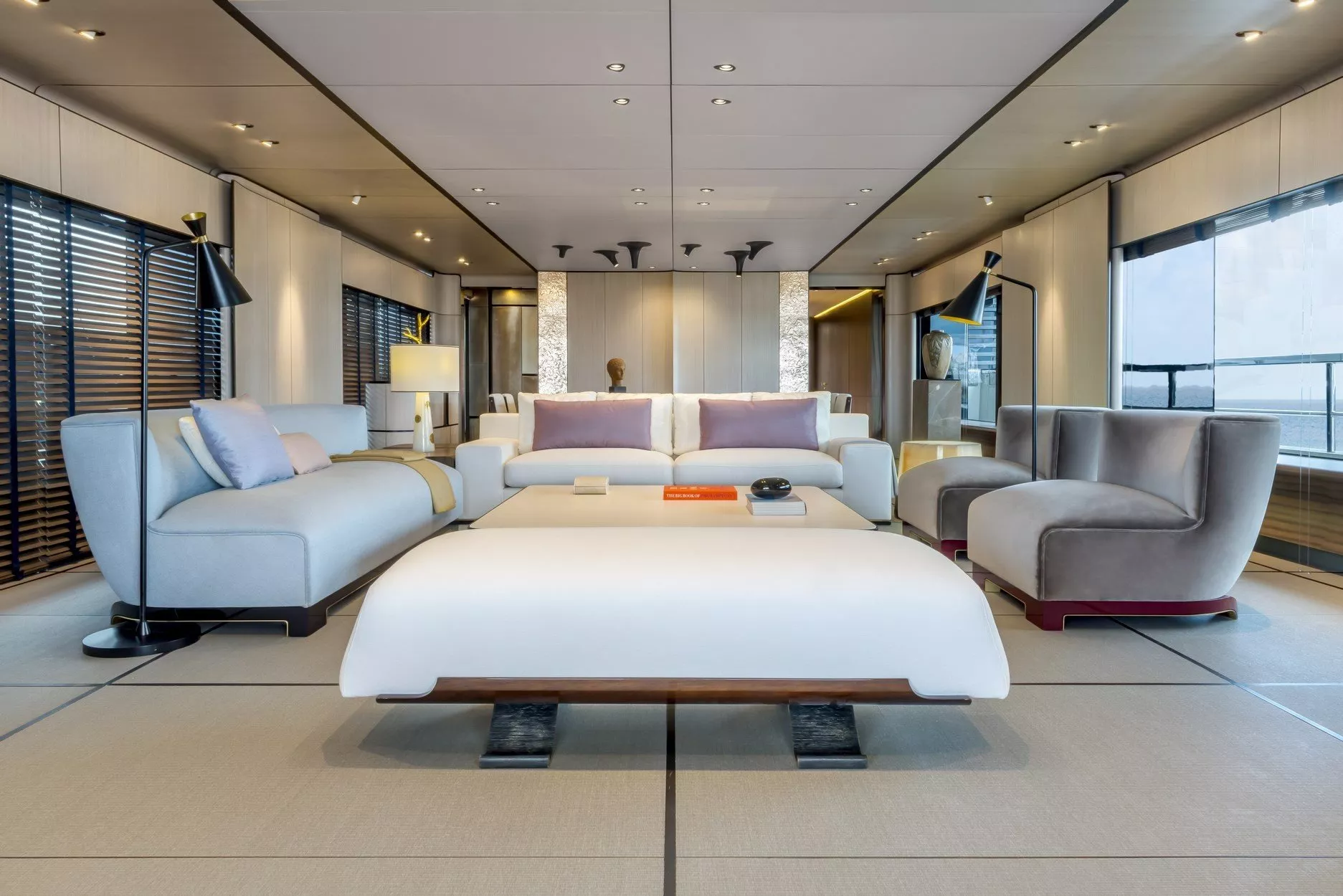https://dev-api.arconyachts.com/storage/media/23401/conversions/709_9729022598-optimize.webp