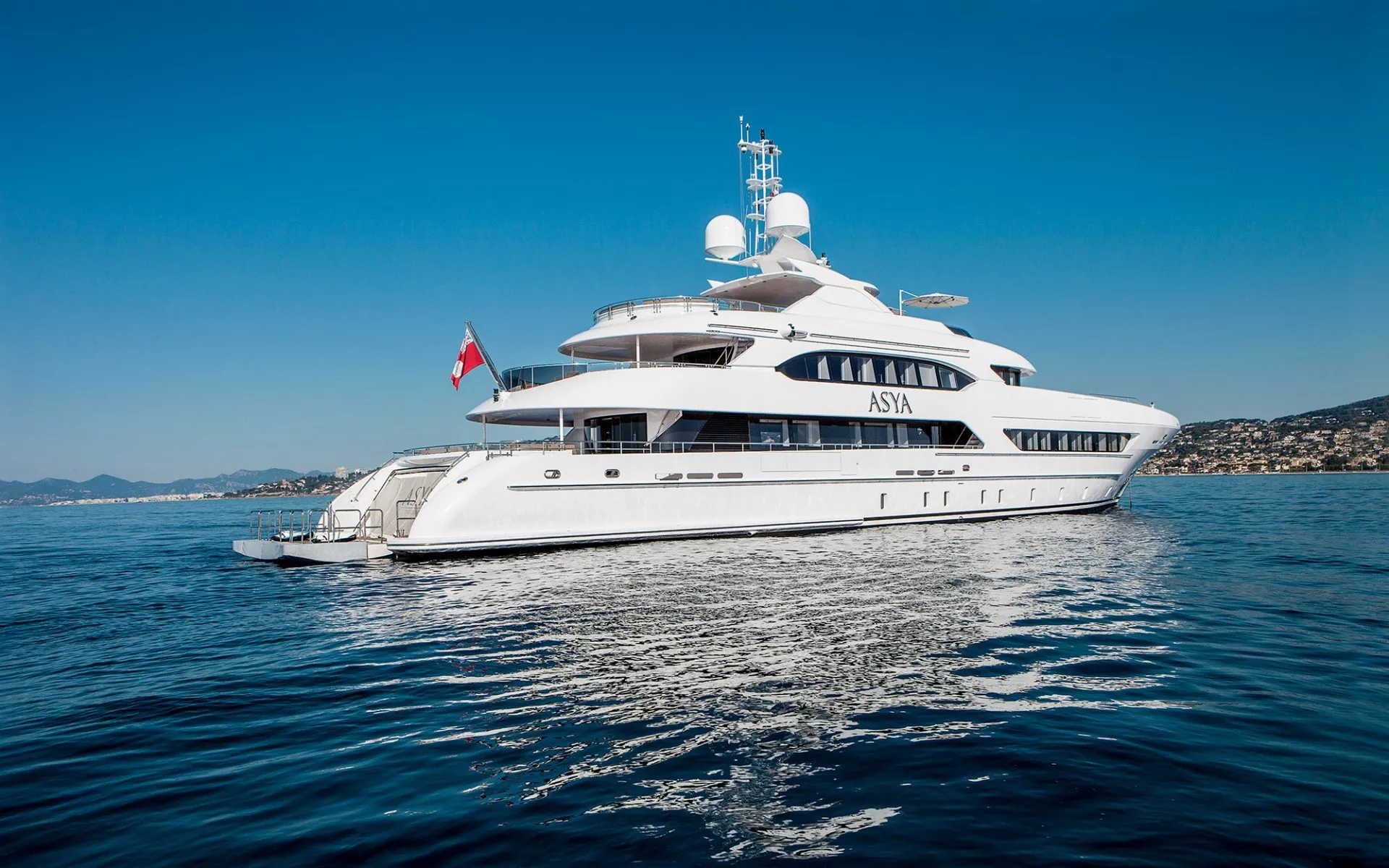 Heesen ASYA