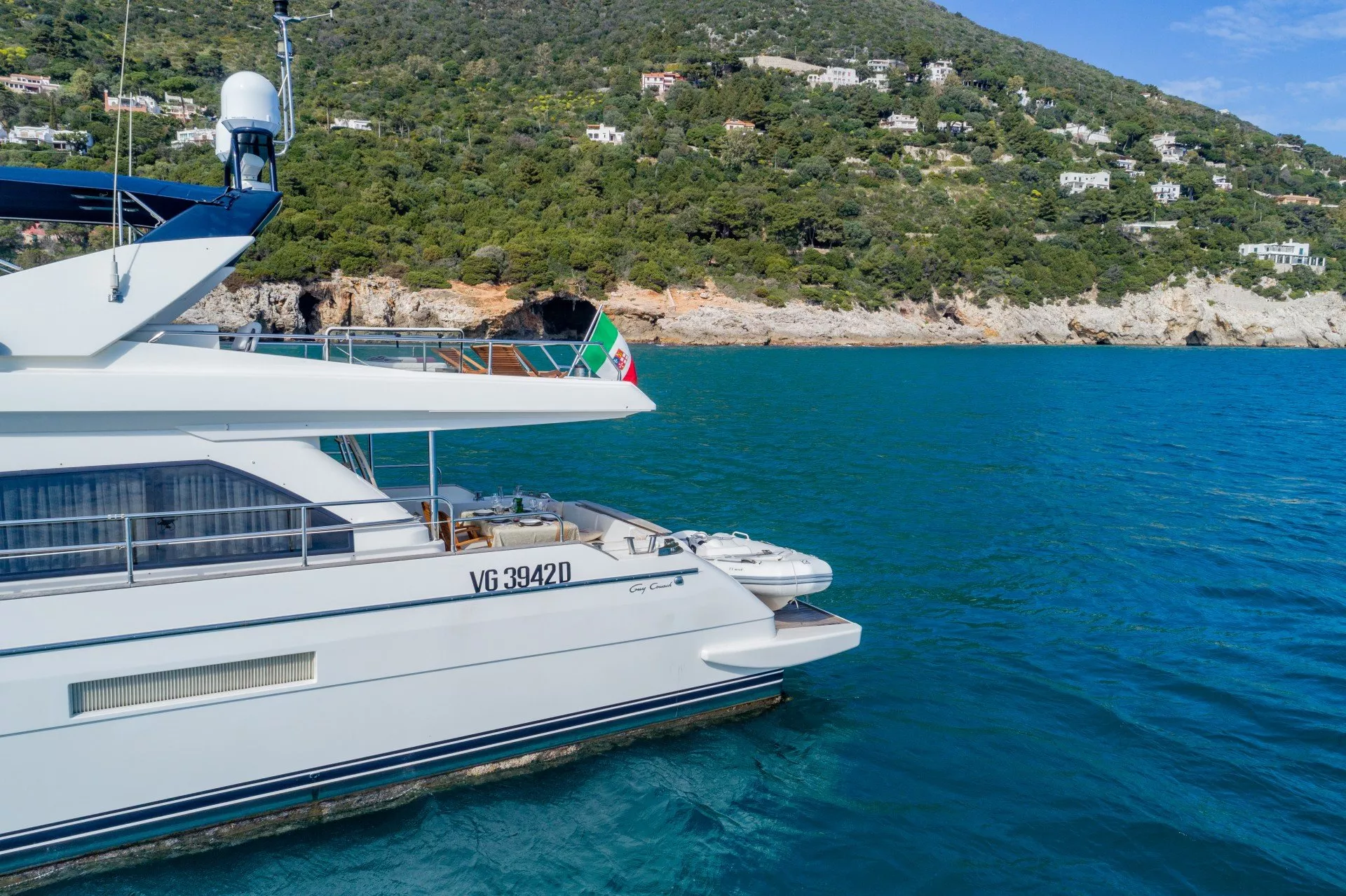 https://dev-api.arconyachts.com/storage/media/23550/conversions/704_3390576290-optimize.webp