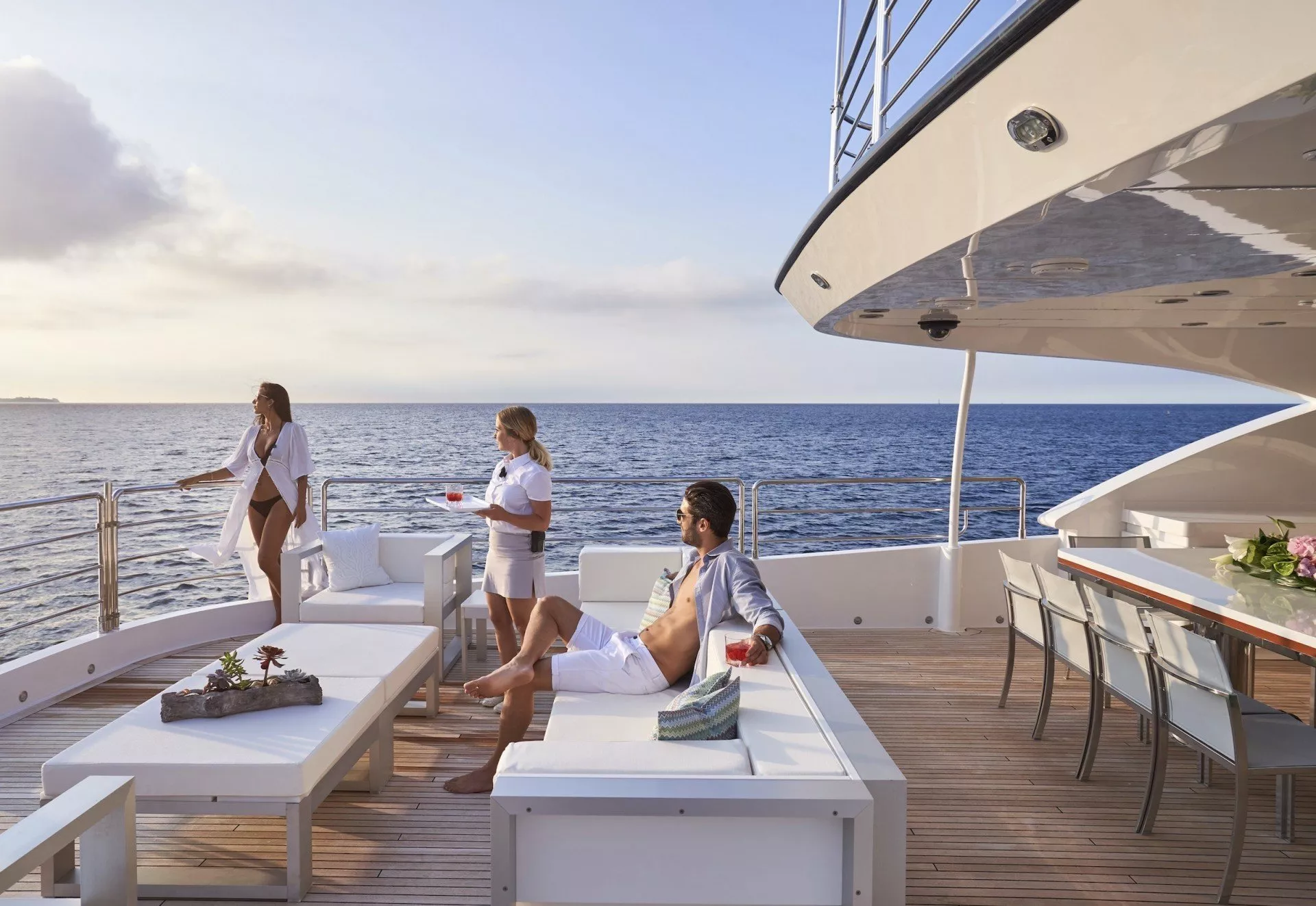 https://dev-api.arconyachts.com/storage/media/23770/conversions/497_2580447375-optimize.webp