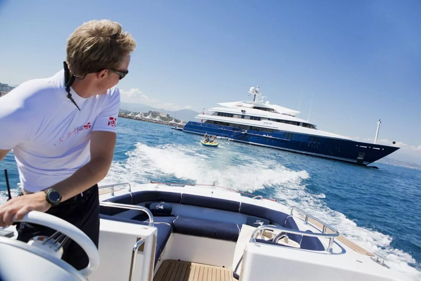 https://dev-api.arconyachts.com/storage/media/23823/conversions/697_3419475344-optimize.webp