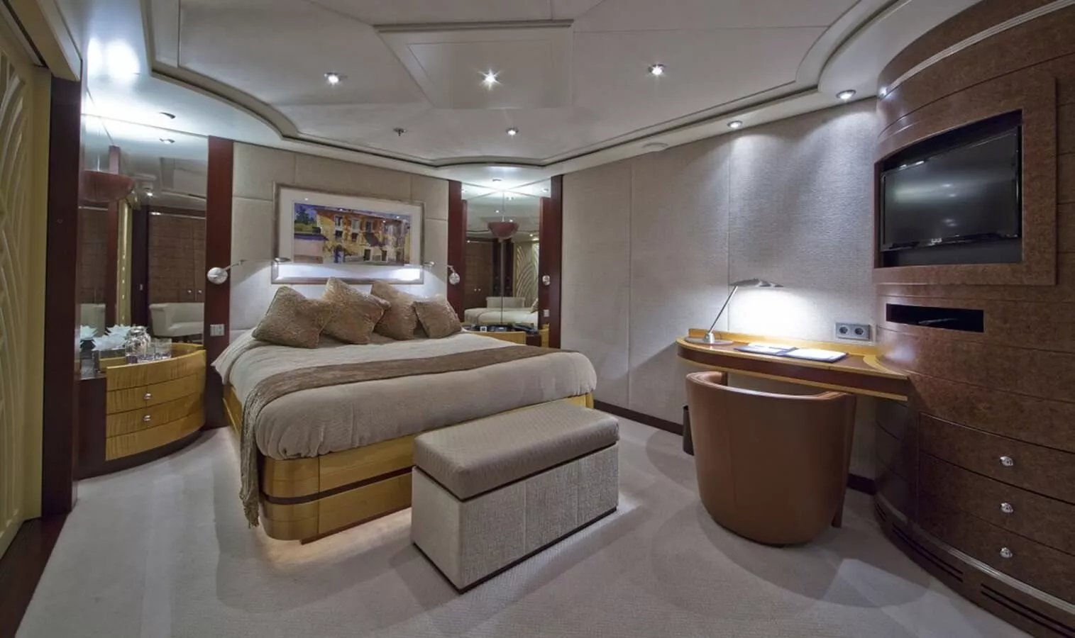 https://dev-api.arconyachts.com/storage/media/23843/conversions/697_5359900849-optimize.webp
