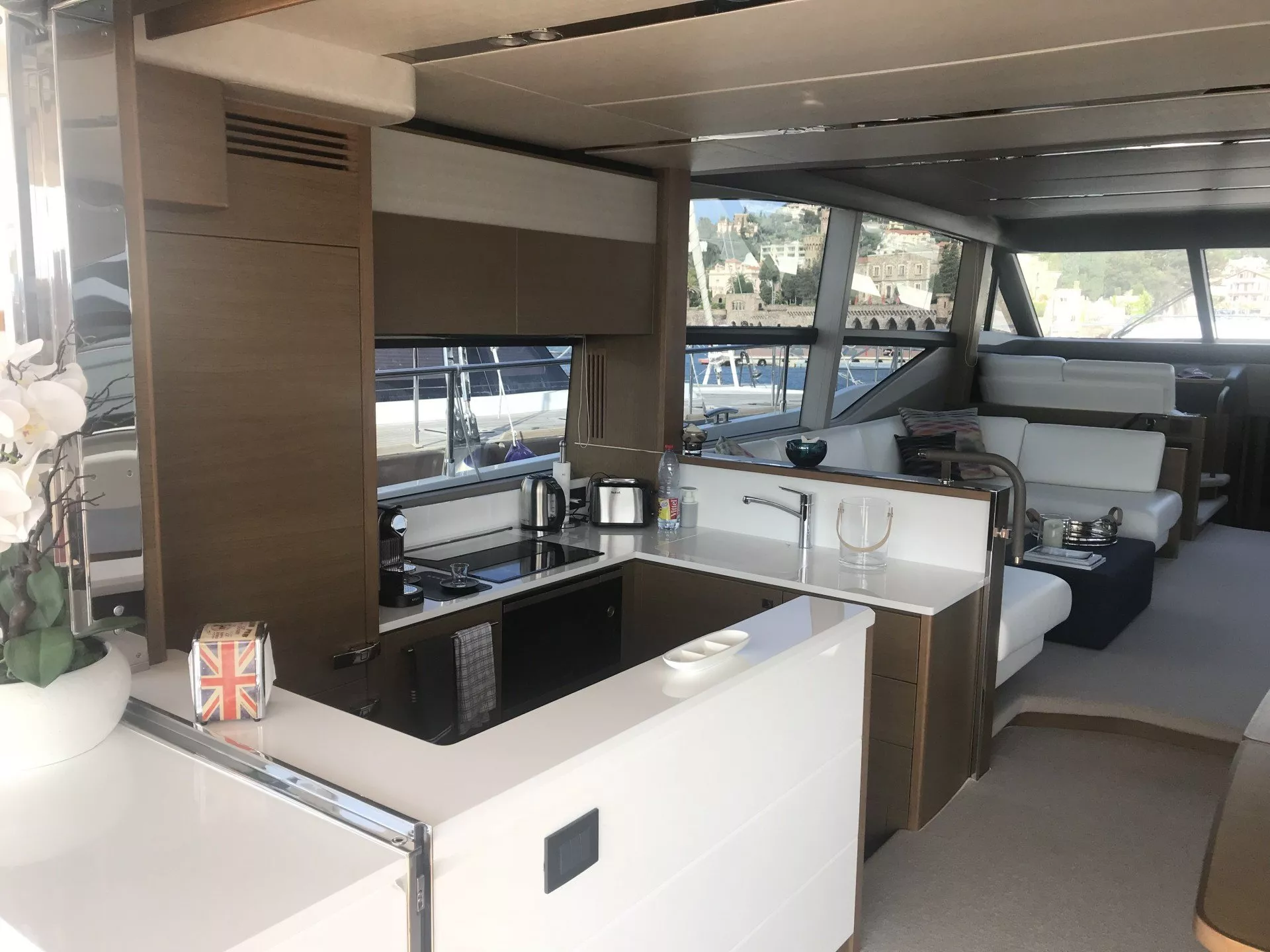 https://dev-api.arconyachts.com/storage/media/23855/conversions/696_6871969168-optimize.webp