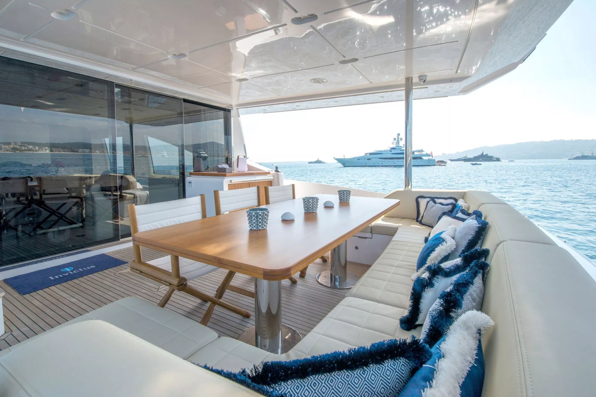https://dev-api.arconyachts.com/storage/media/24053/conversions/690_0936529189-optimize.webp
