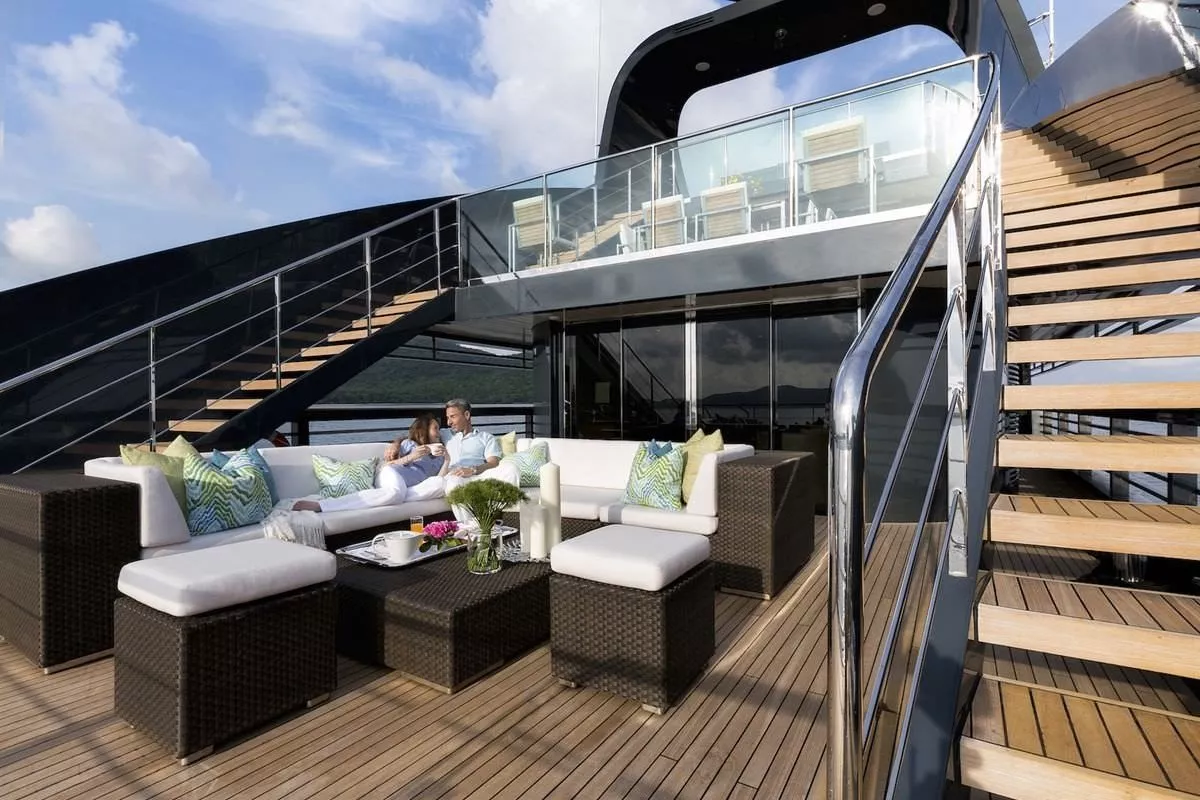 https://dev-api.arconyachts.com/storage/media/24158/conversions/684_9712495260-optimize.webp