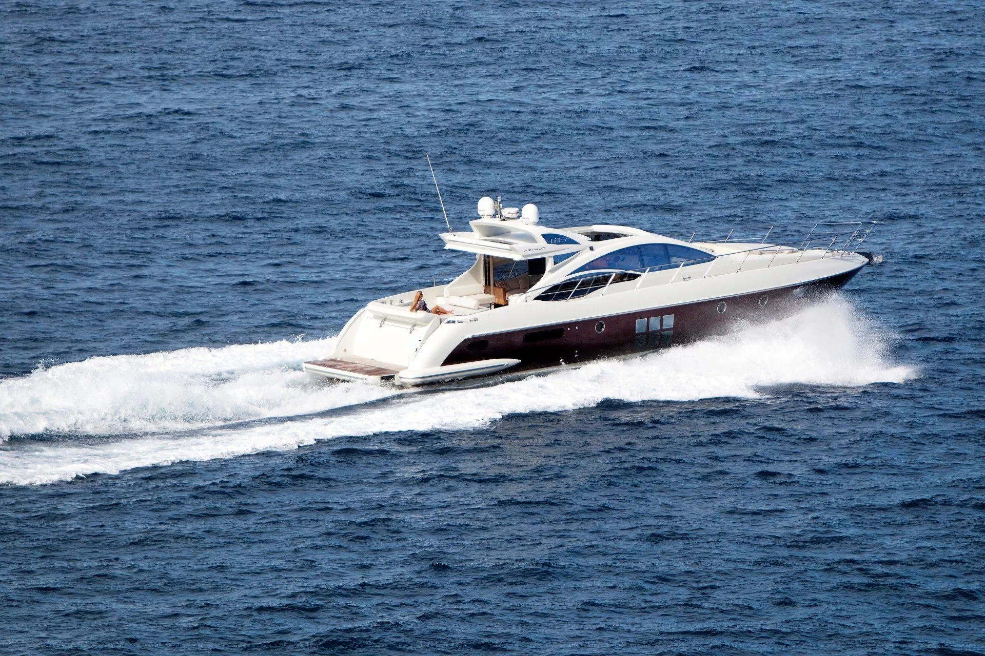 https://dev-api.arconyachts.com/storage/media/24188/conversions/686_6661430271-optimize.webp