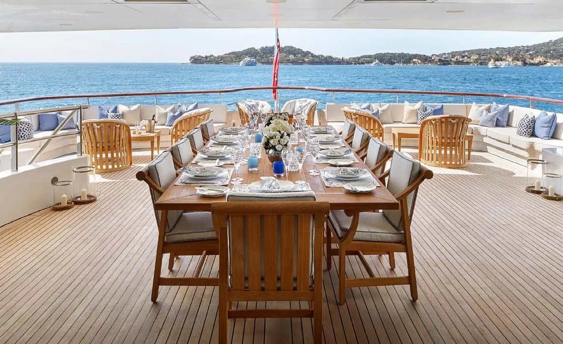https://dev-api.arconyachts.com/storage/media/24416/conversions/551_1600189363-optimize.webp