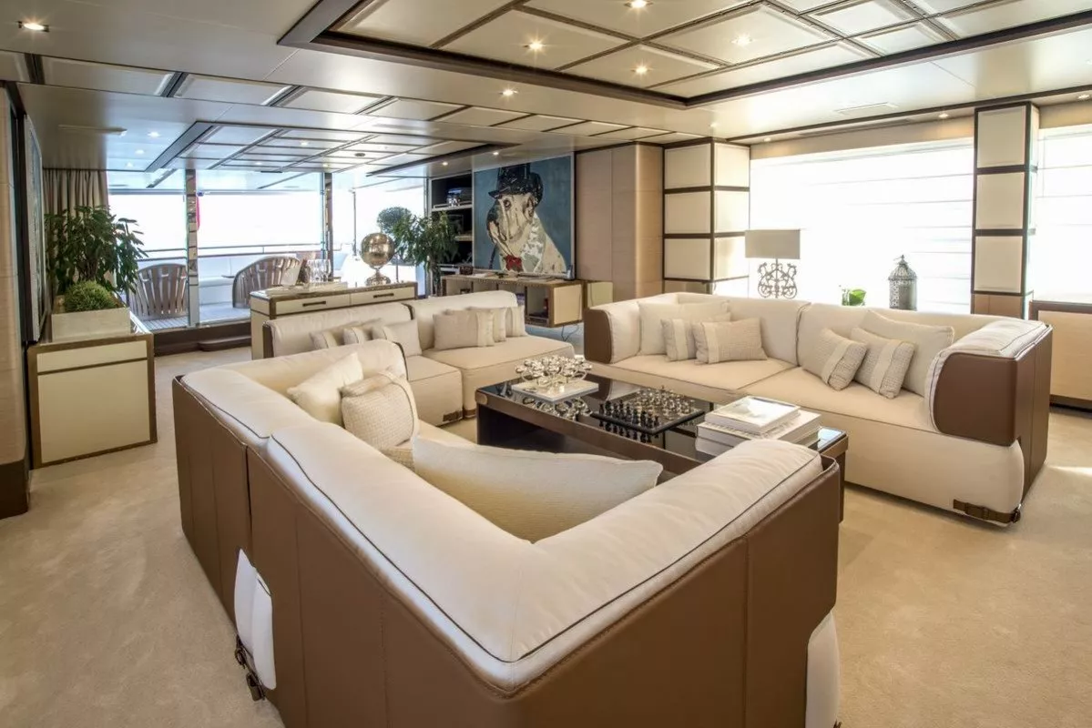 https://dev-api.arconyachts.com/storage/media/24452/conversions/540_0823517526-optimize.webp