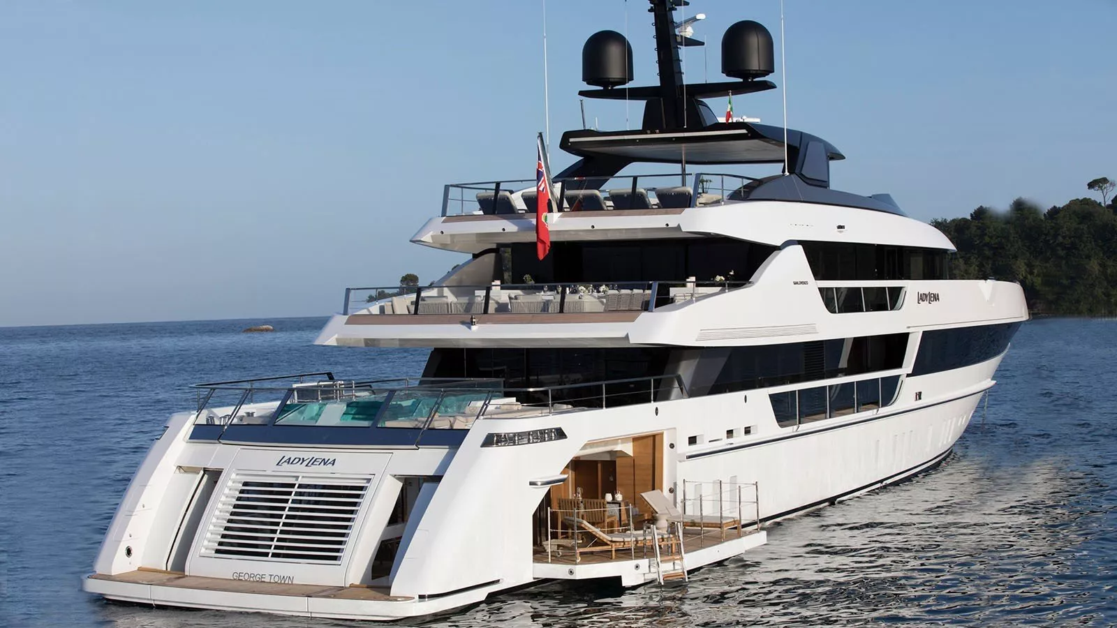 https://dev-api.arconyachts.com/storage/media/24556/conversions/671_5672387763-optimize.webp